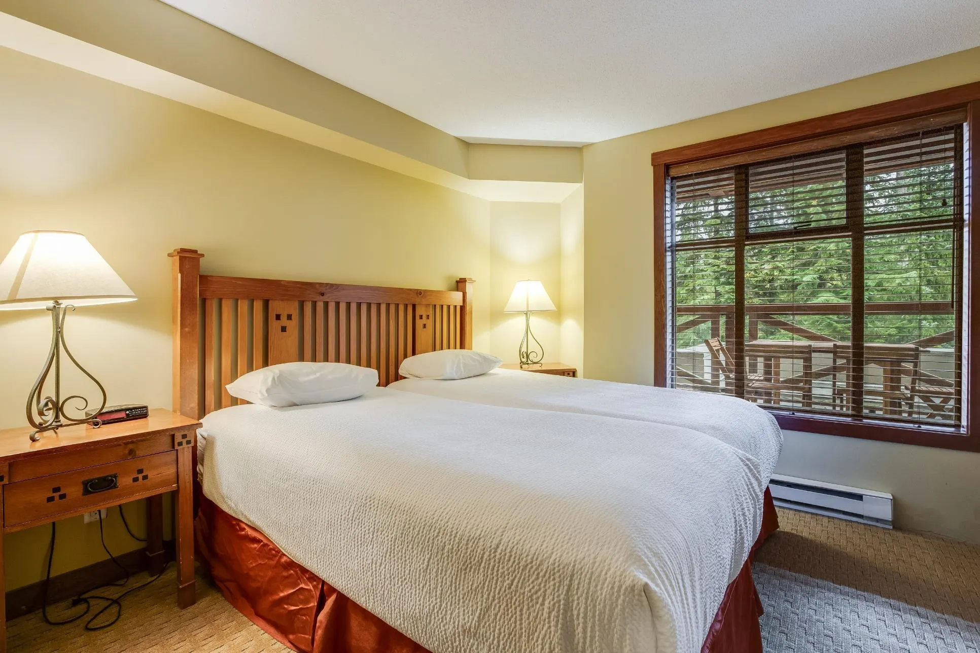 104G 4653 Blackcomb Way