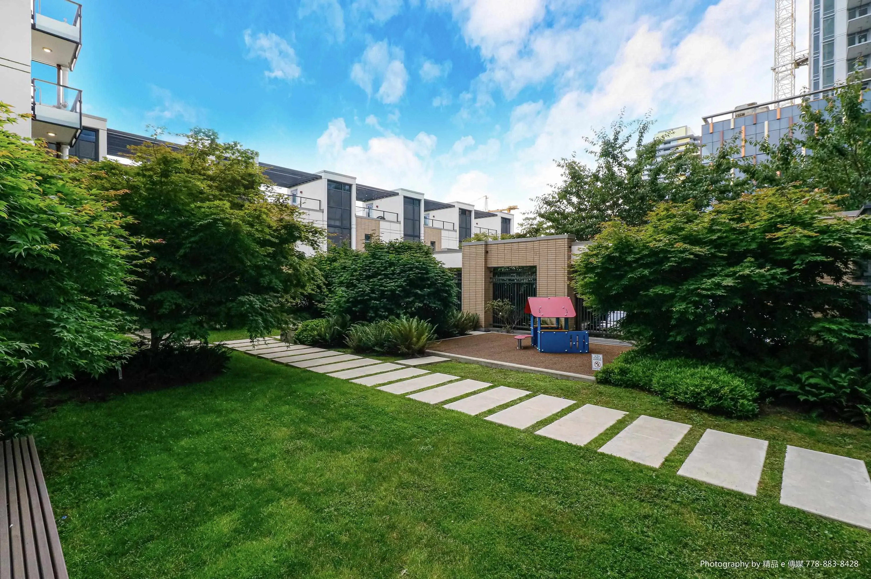 1507 6461 Telford Avenue