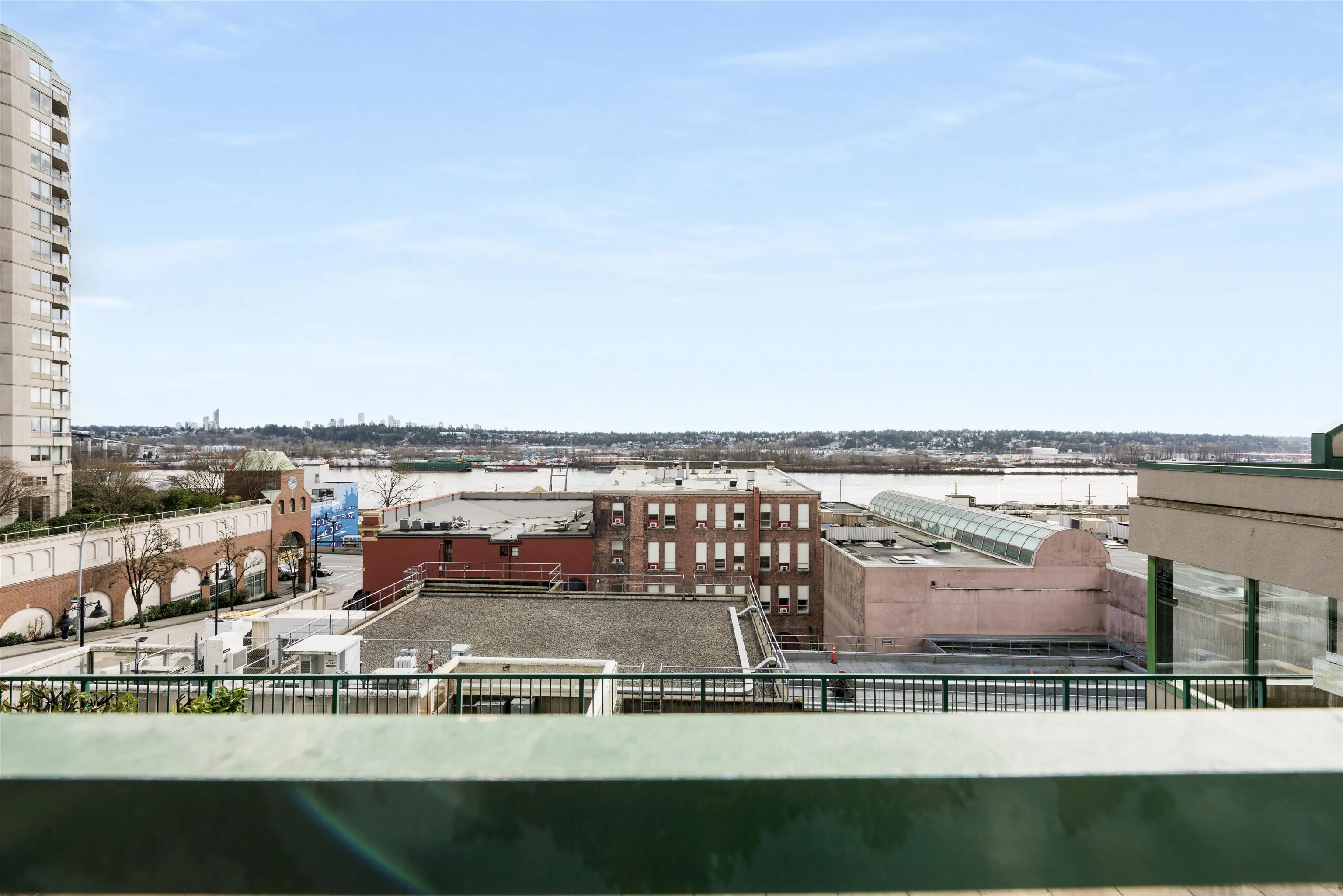 202 410 Carnarvon Street