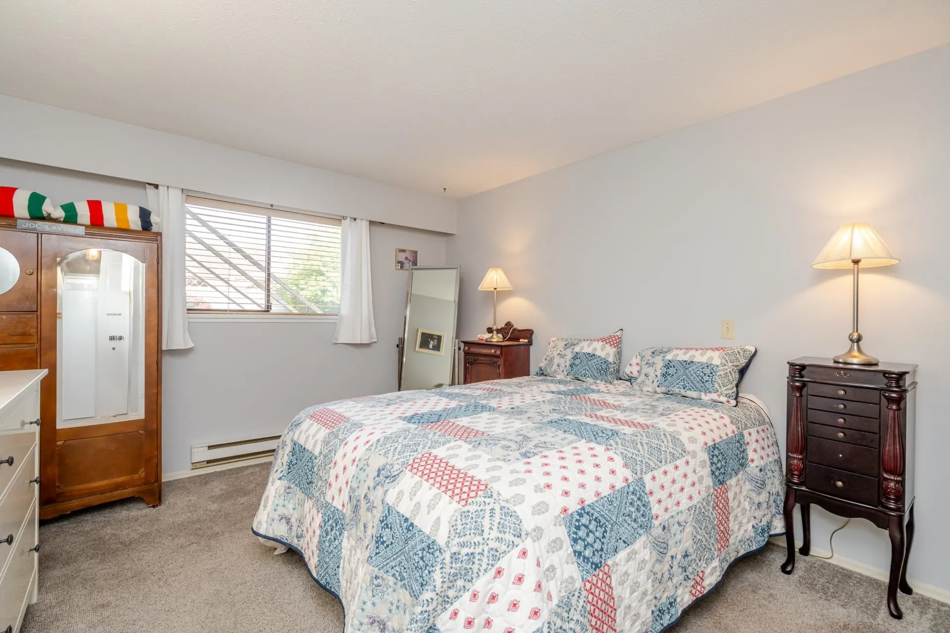 17 32718 Garibaldi Drive