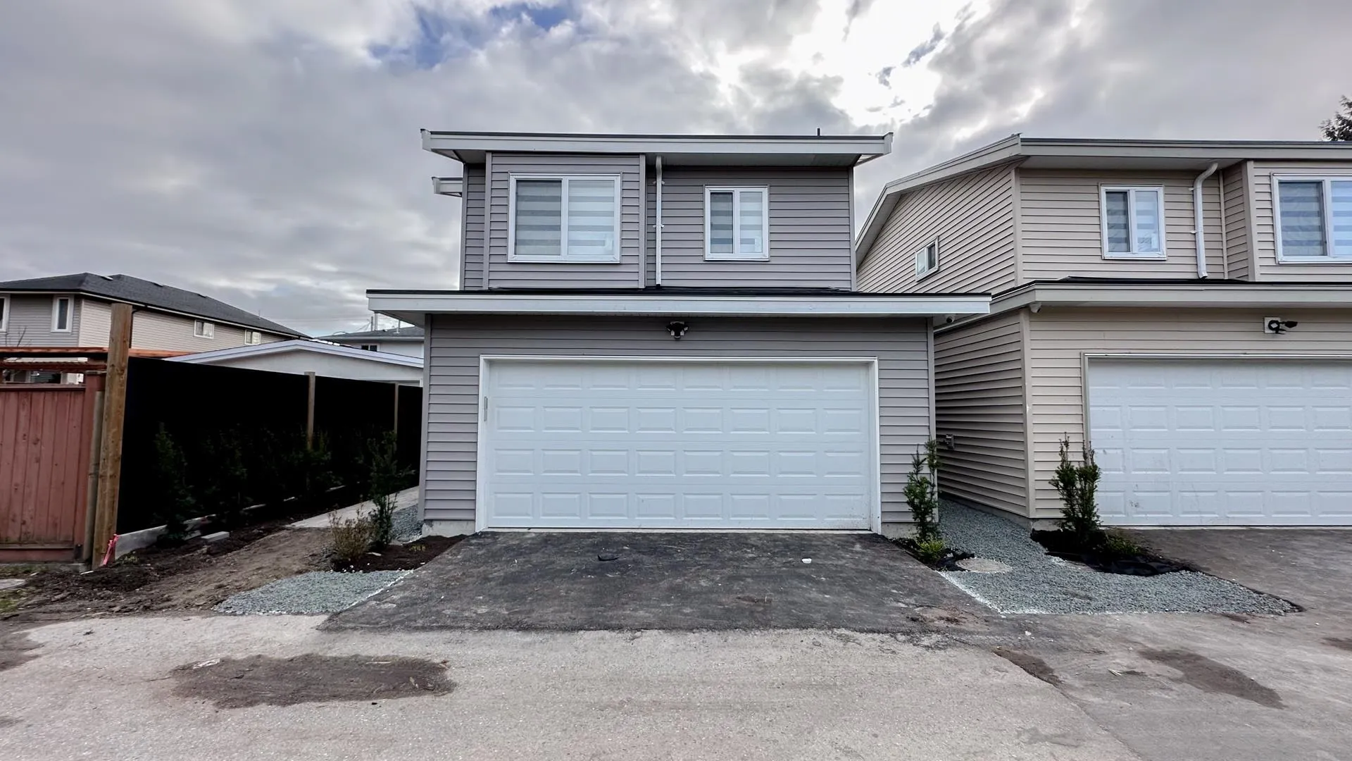 10655 No. 1 Road