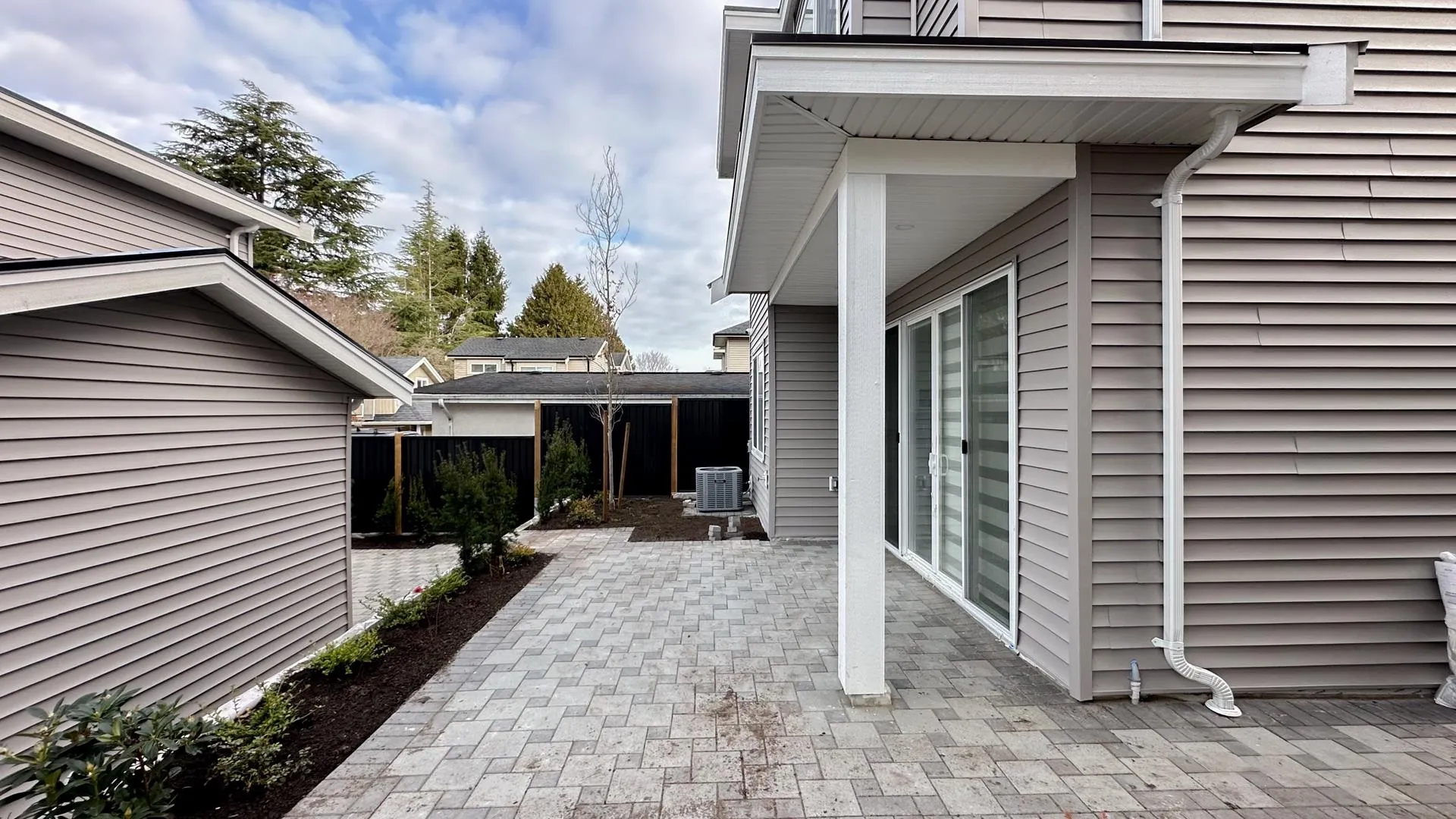 10655 No. 1 Road