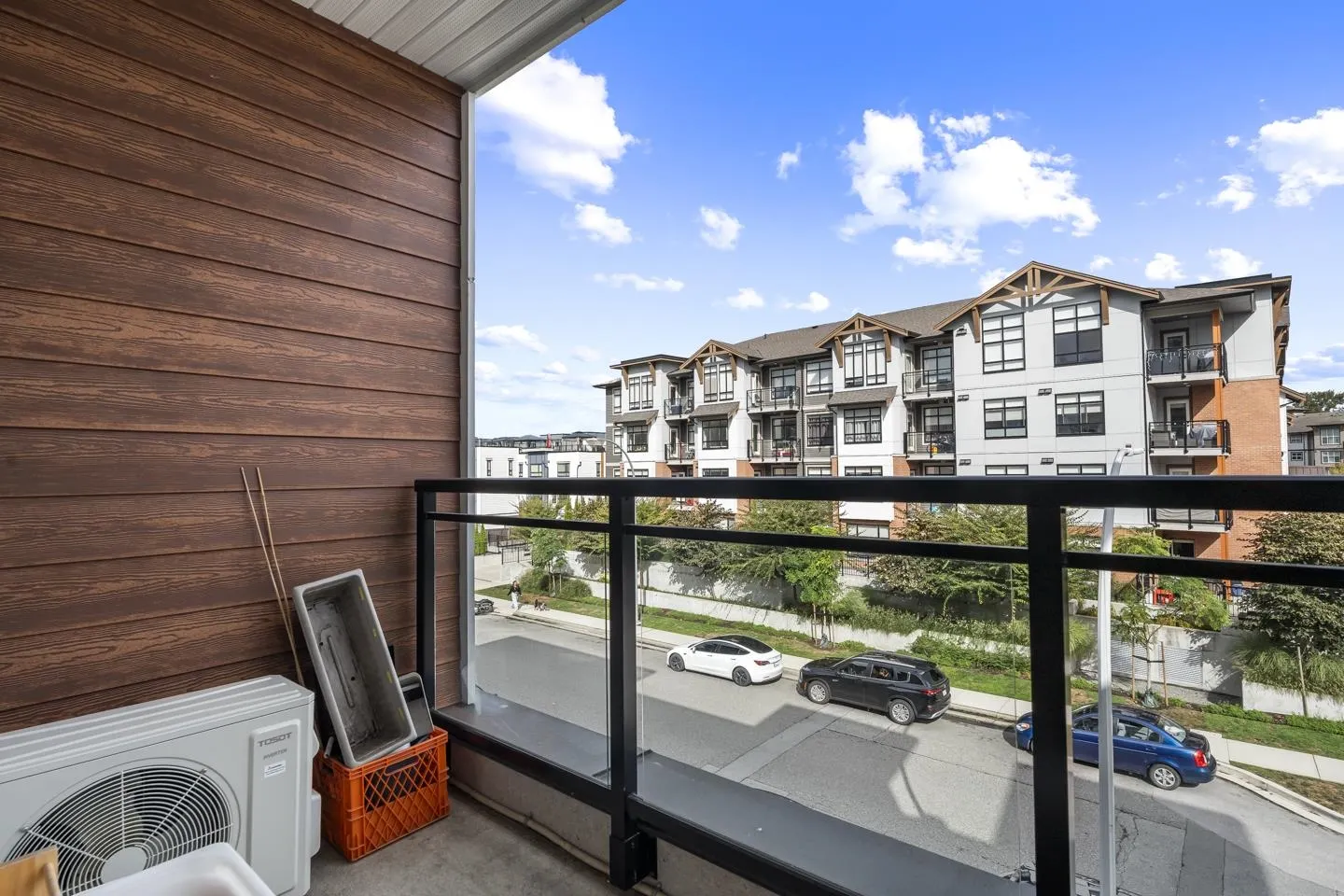 331 5415 Brydon Crescent