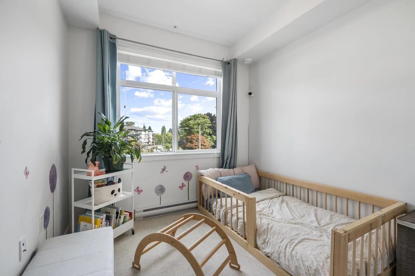 331 5415 Brydon Crescent
