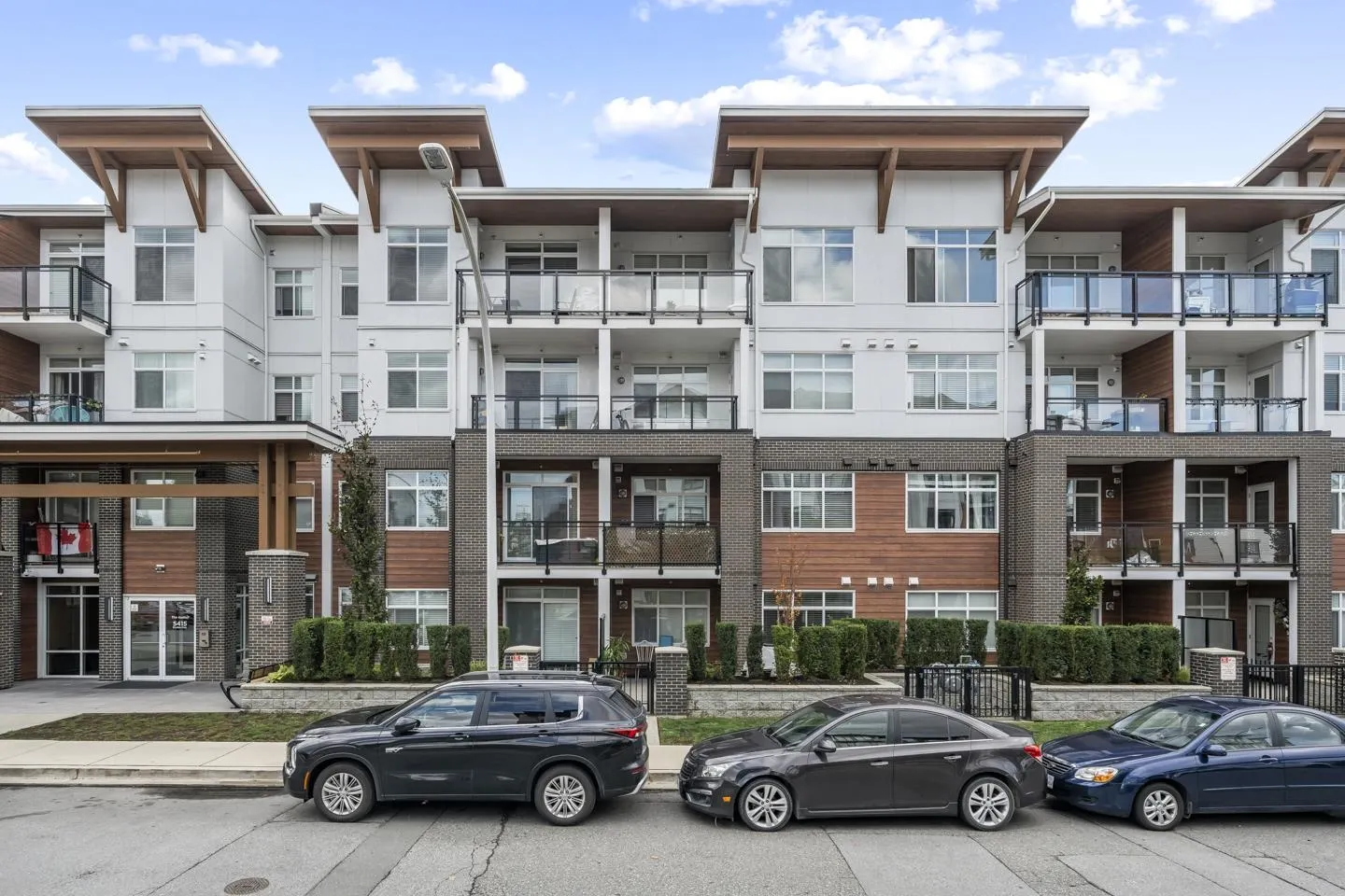 331 5415 Brydon Crescent