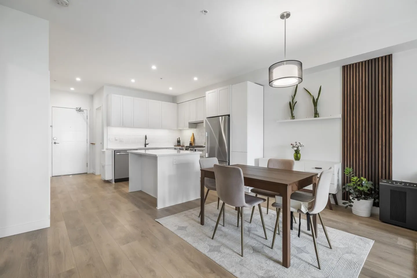 331 5415 Brydon Crescent