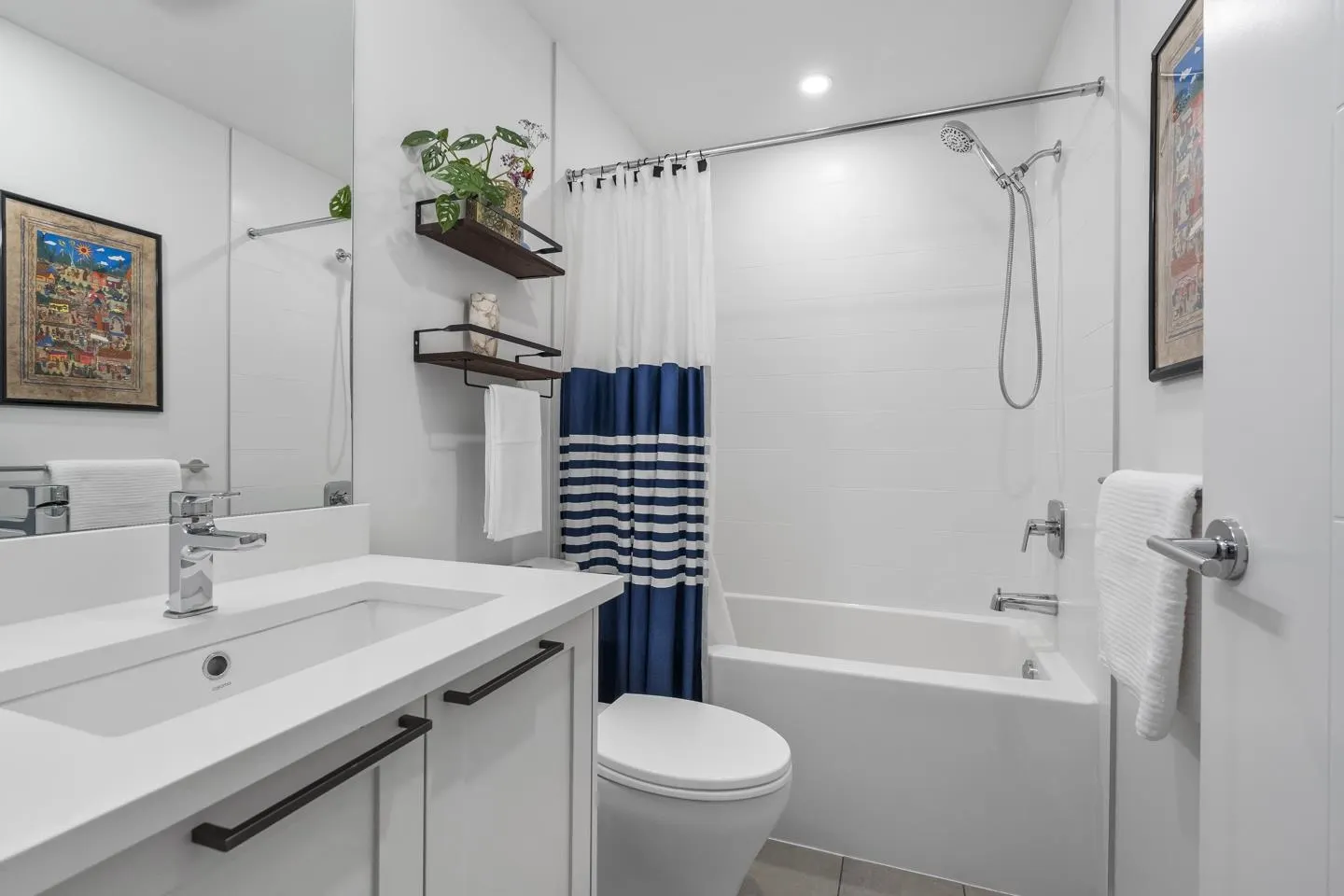 331 5415 Brydon Crescent