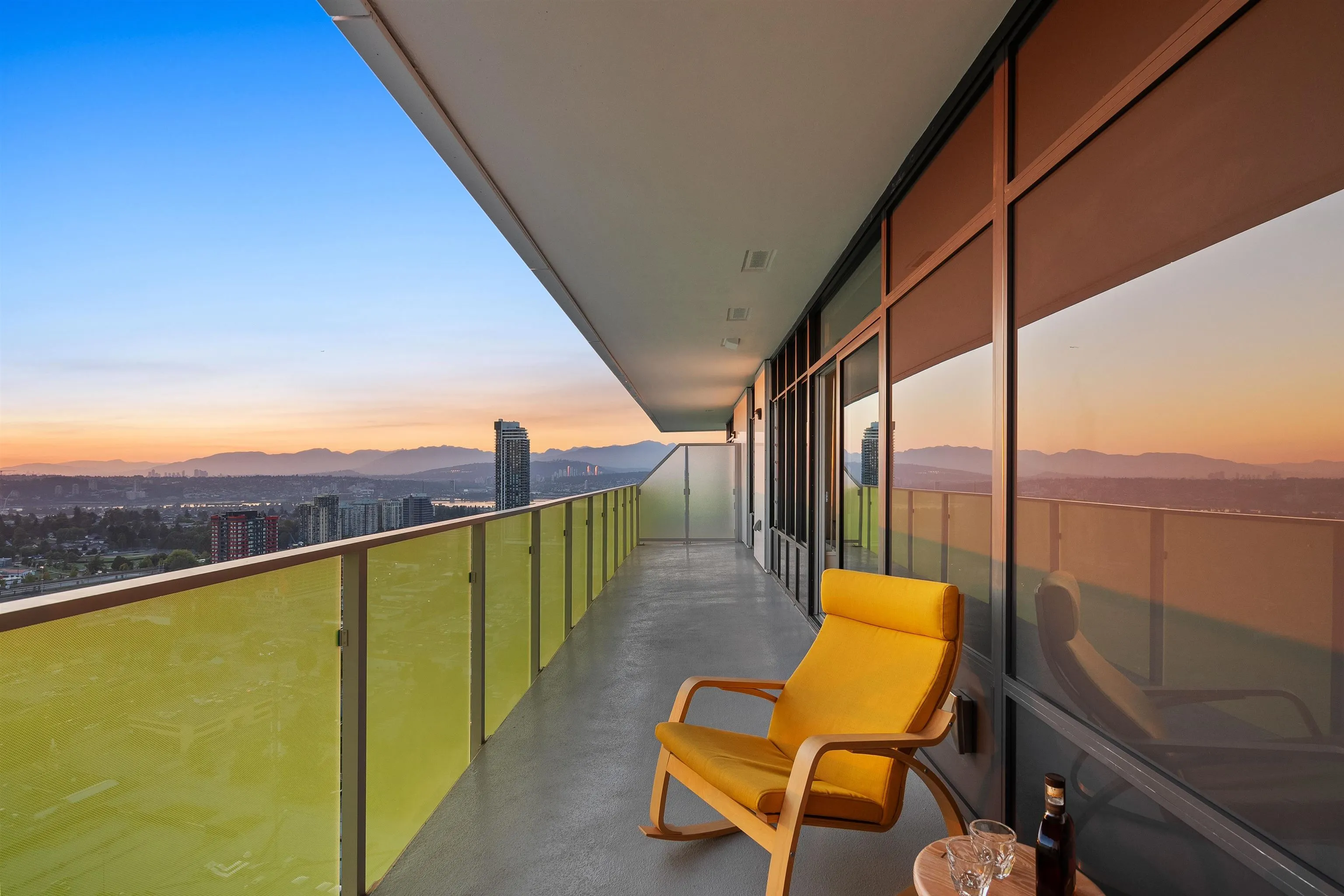 3102 10428 Whalley Boulevard