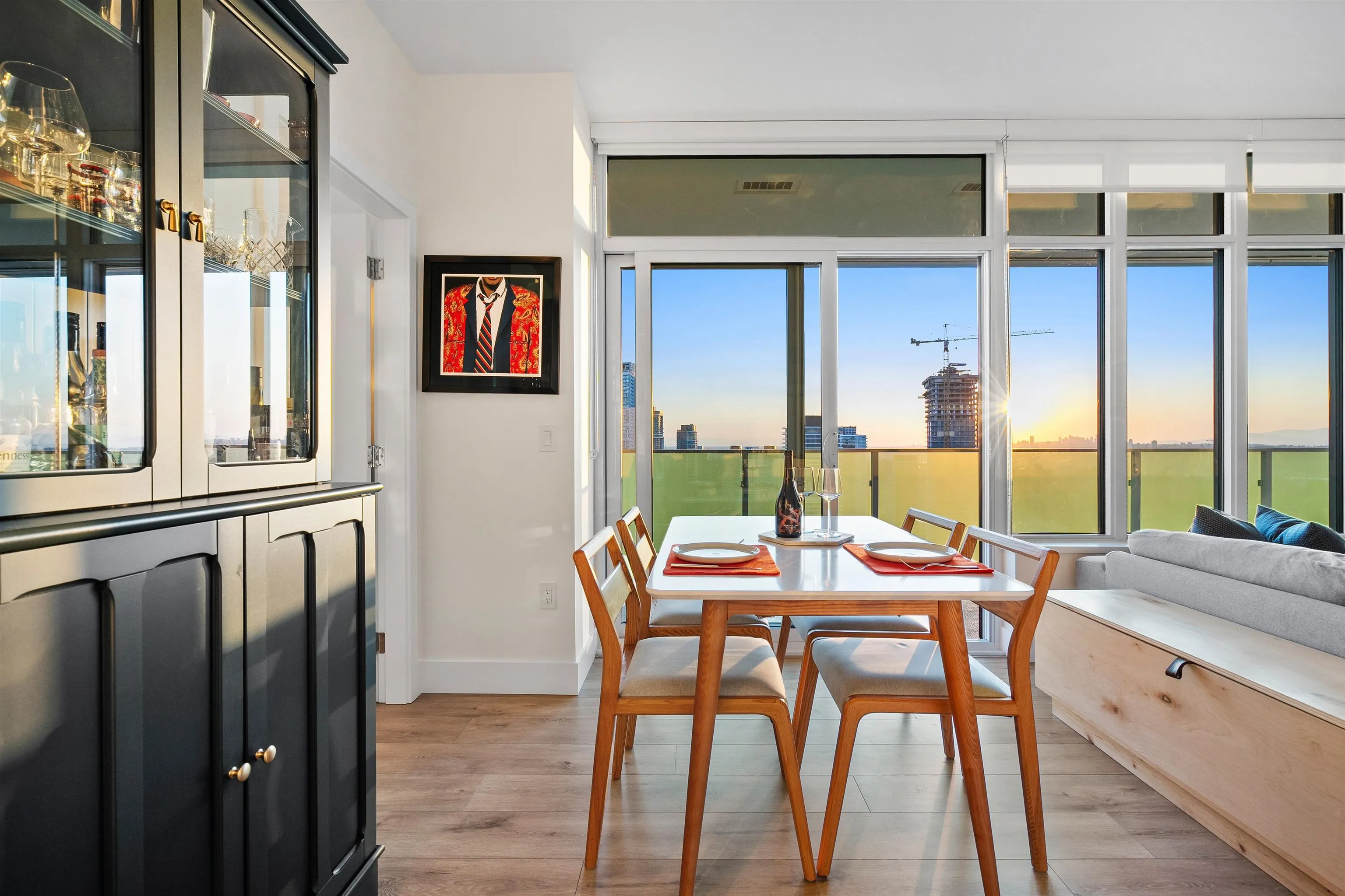 3102 10428 Whalley Boulevard