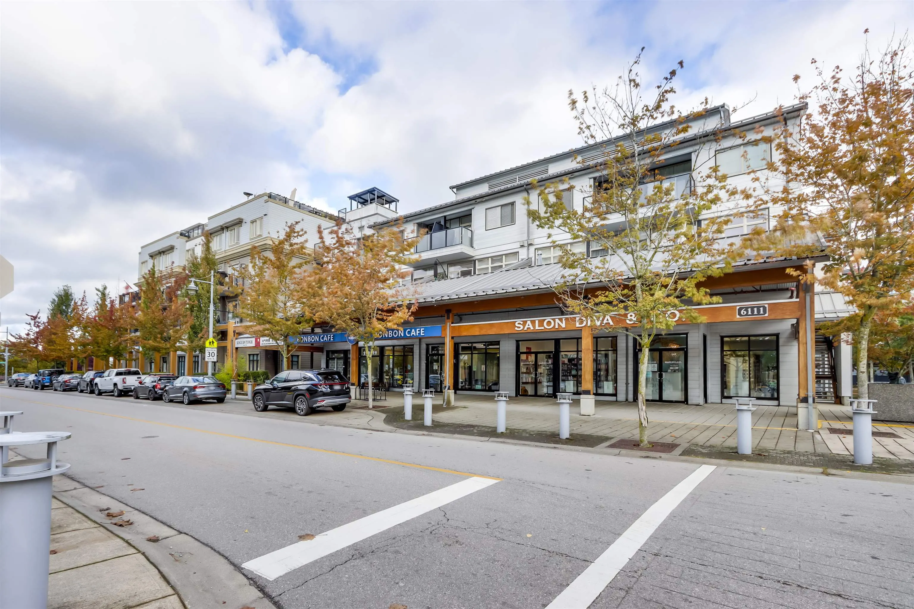 209 6077 London Road