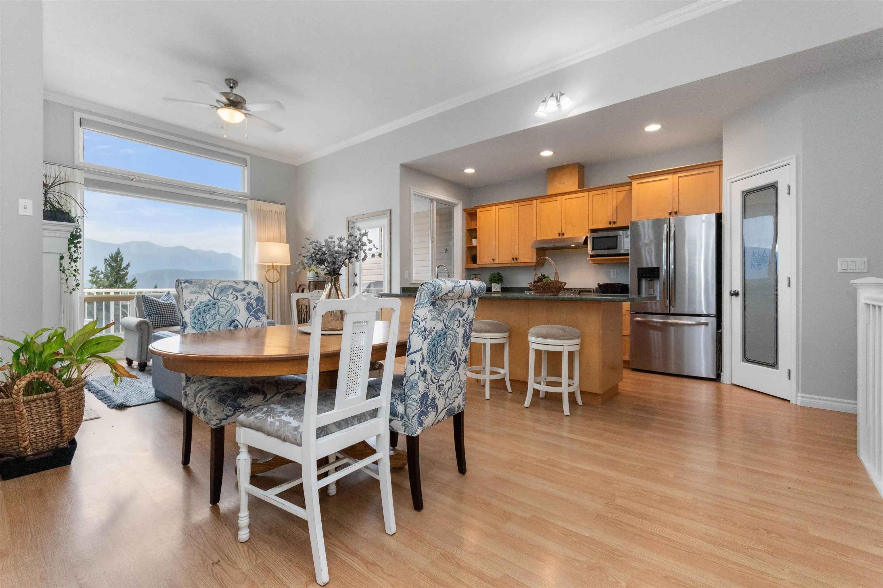 54 8590 Sunrise Drive
