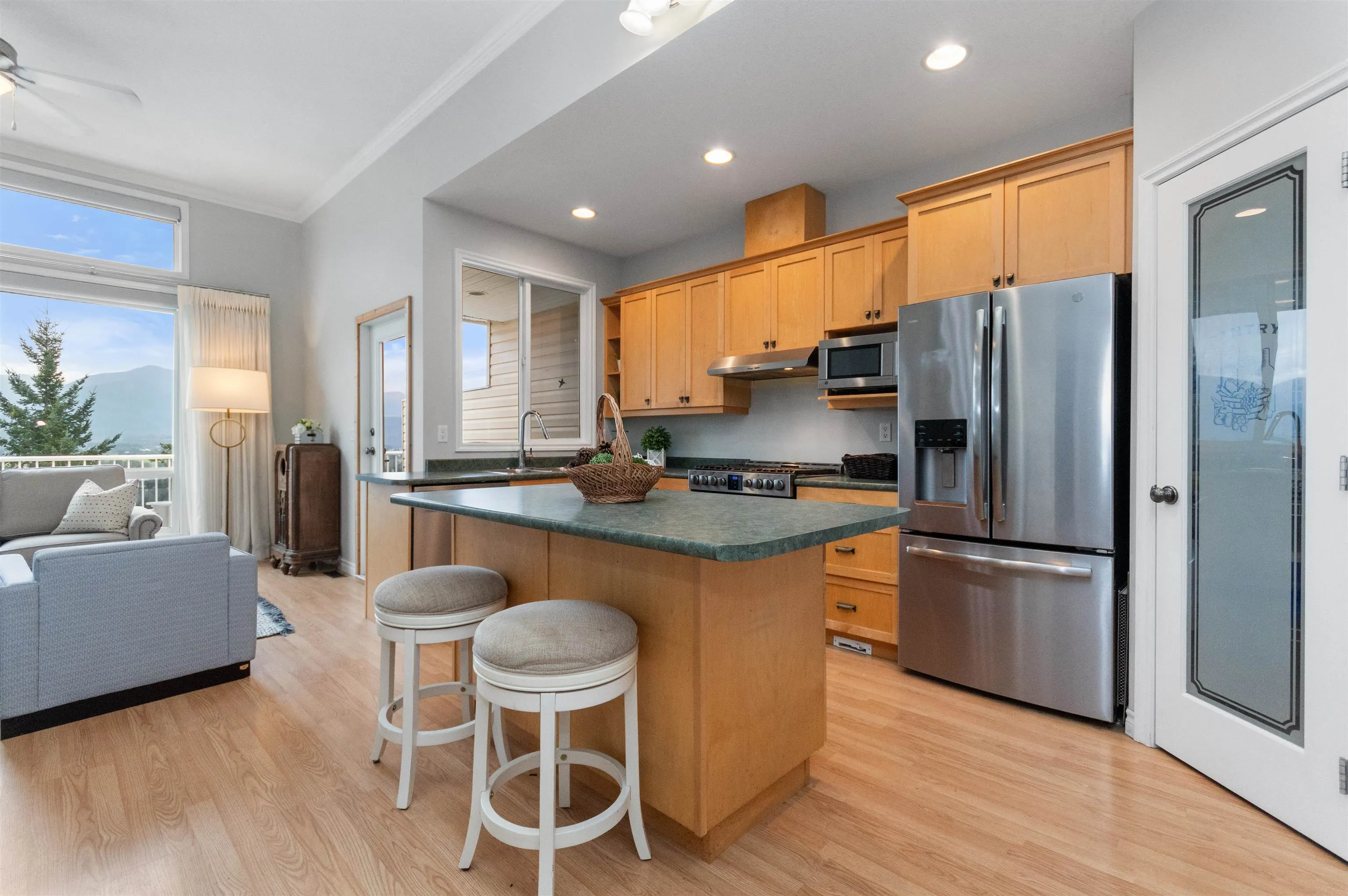 54 8590 Sunrise Drive