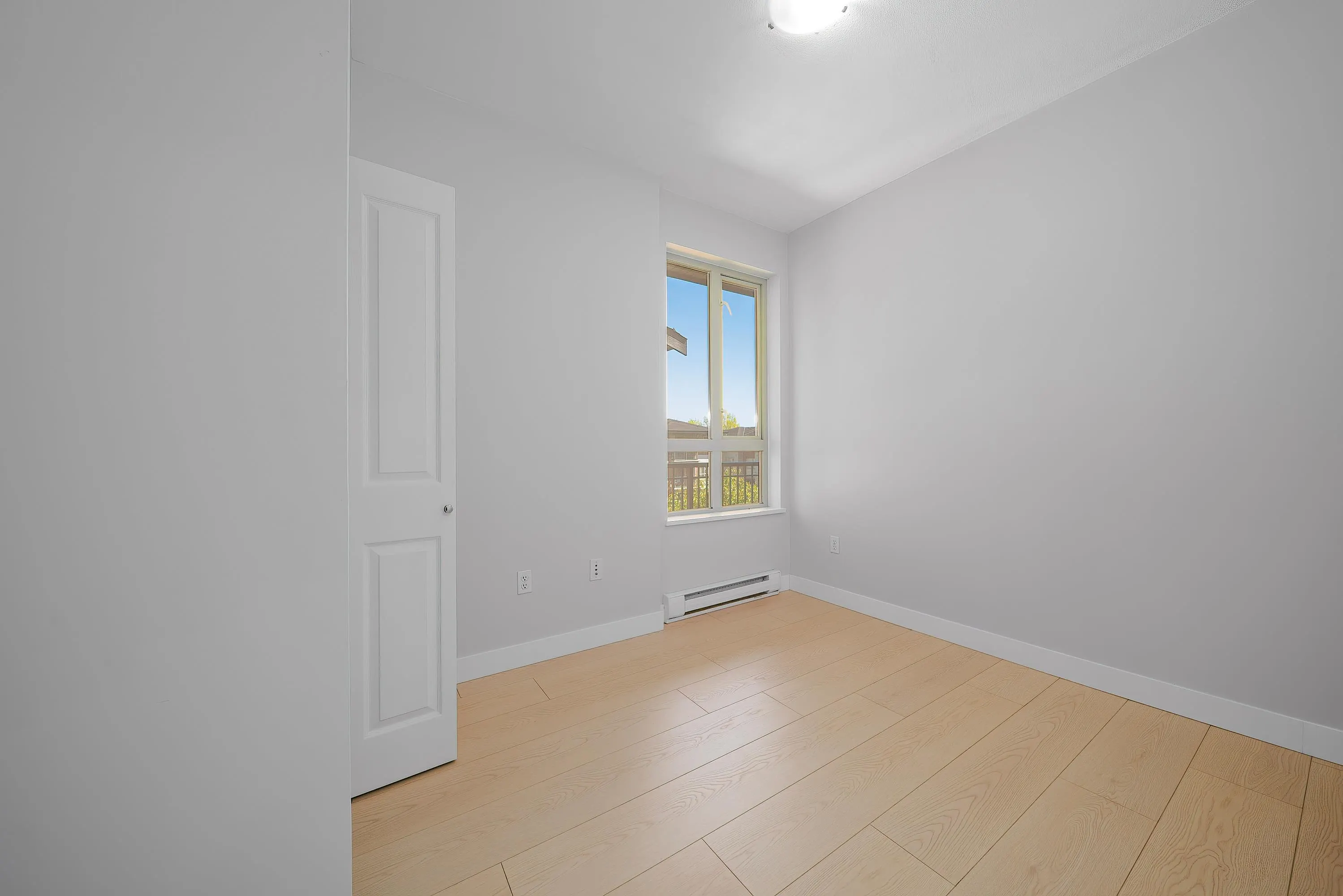5403 5111 Garden City Road