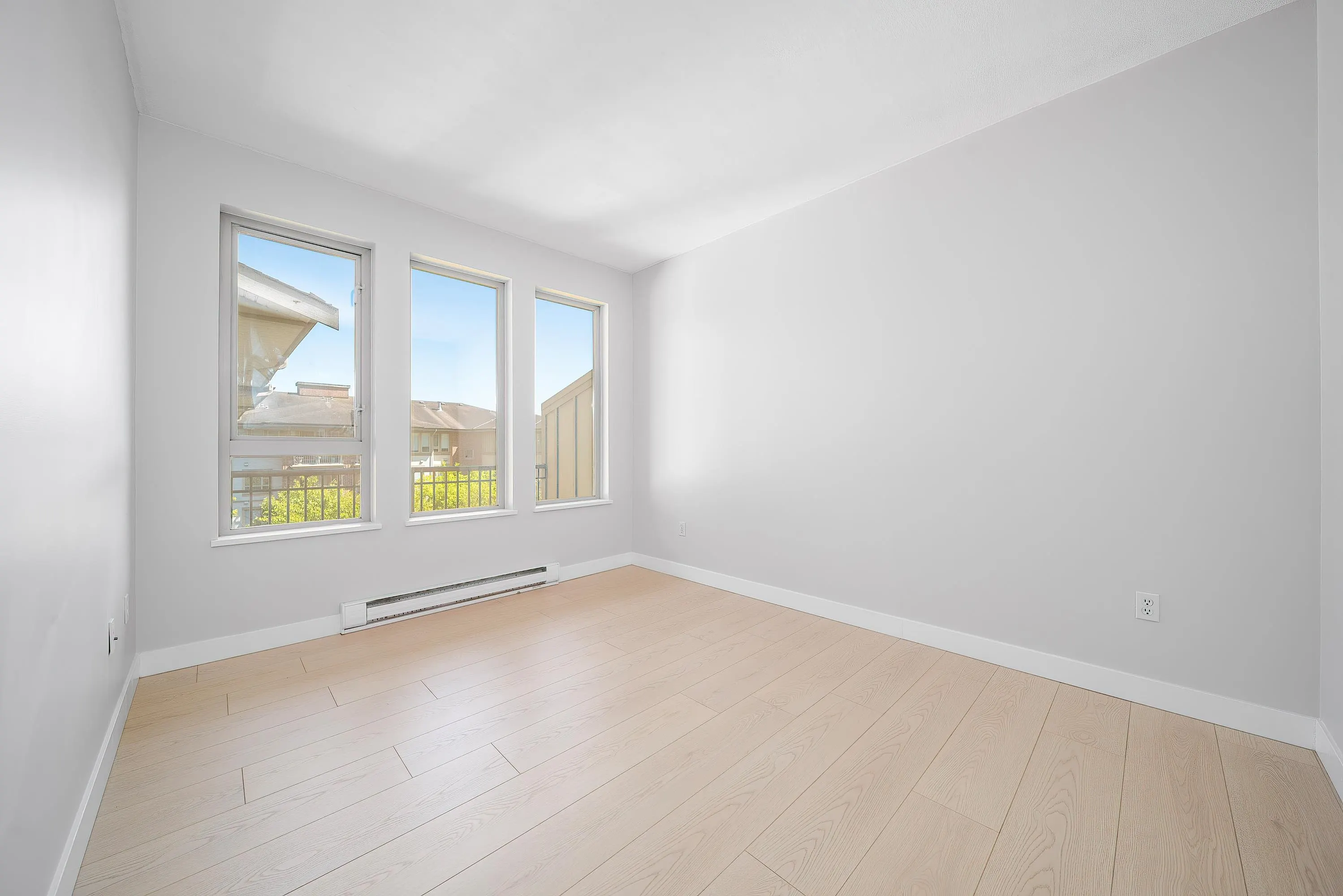 5403 5111 Garden City Road