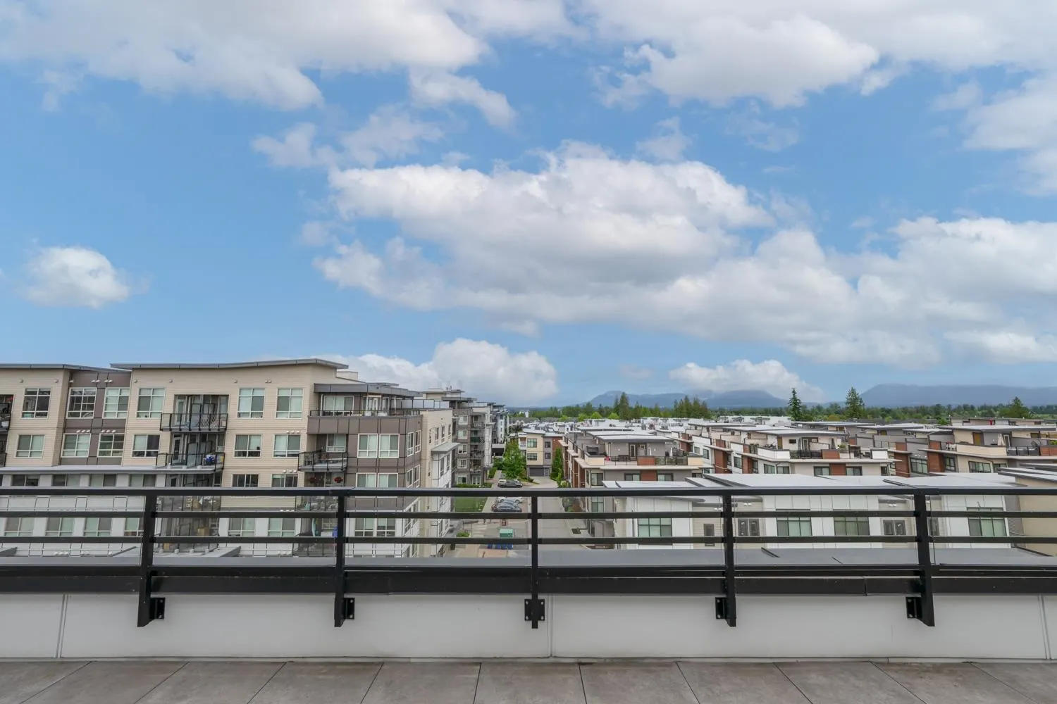 B606 20838 78b Avenue