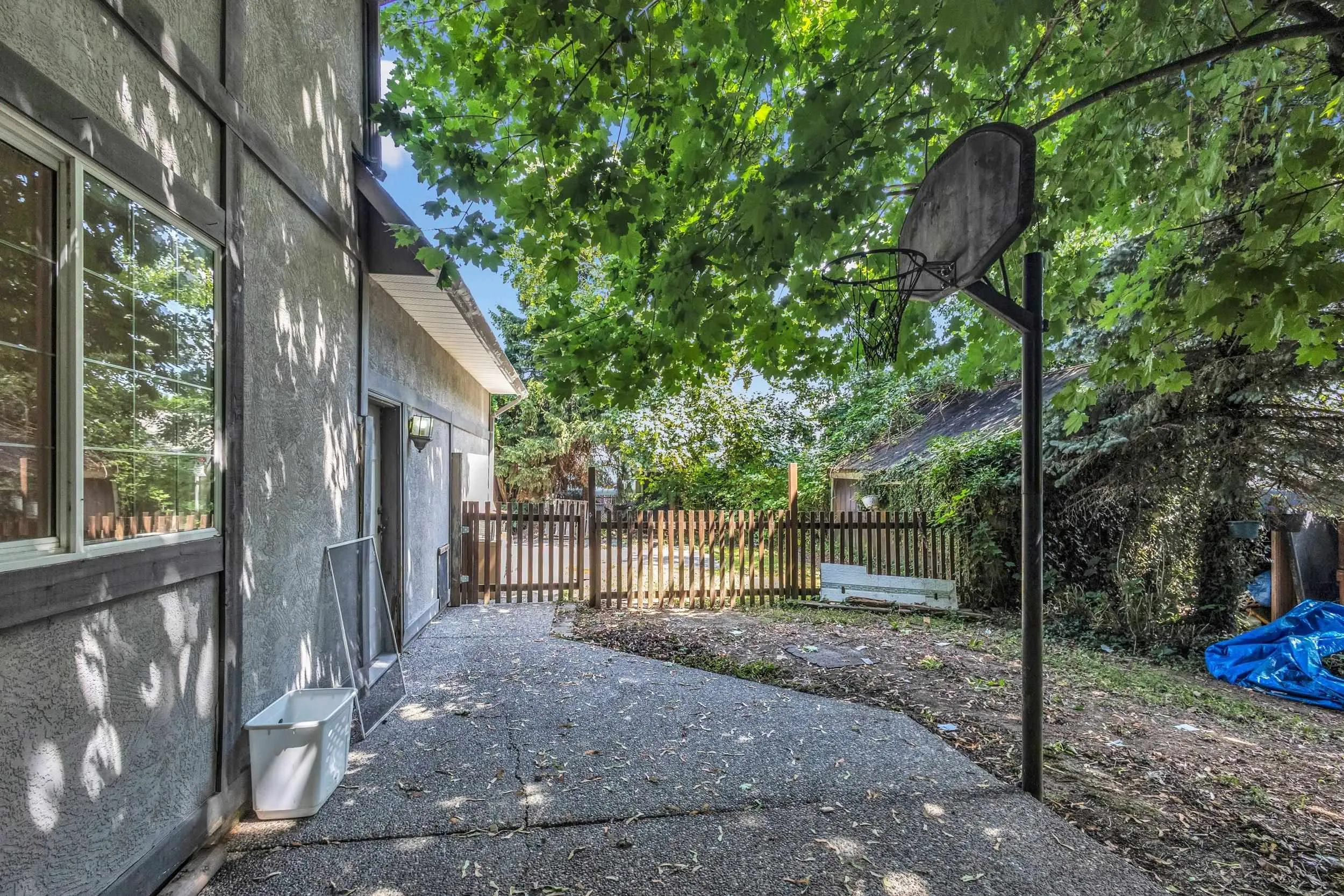 10187 Williams Road