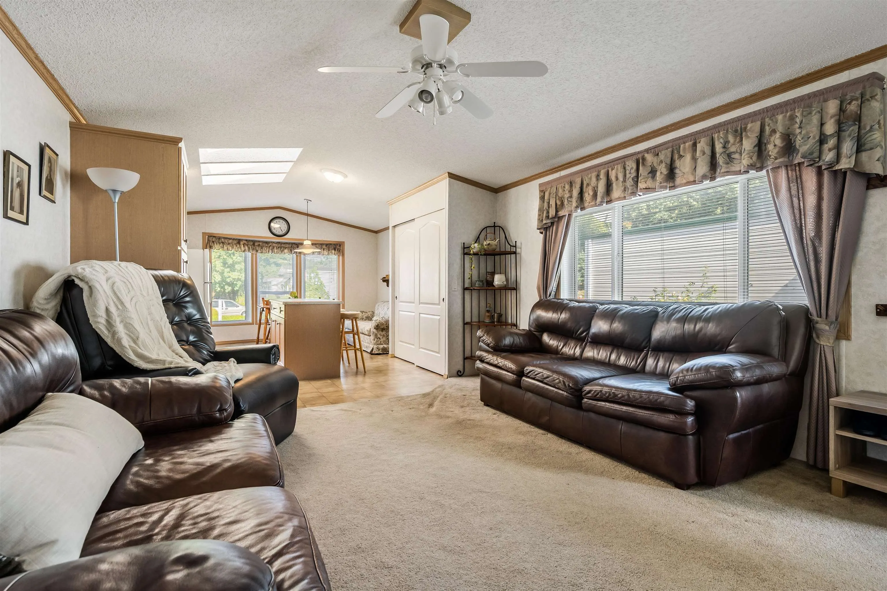 27 46484 Chilliwack Lake Road