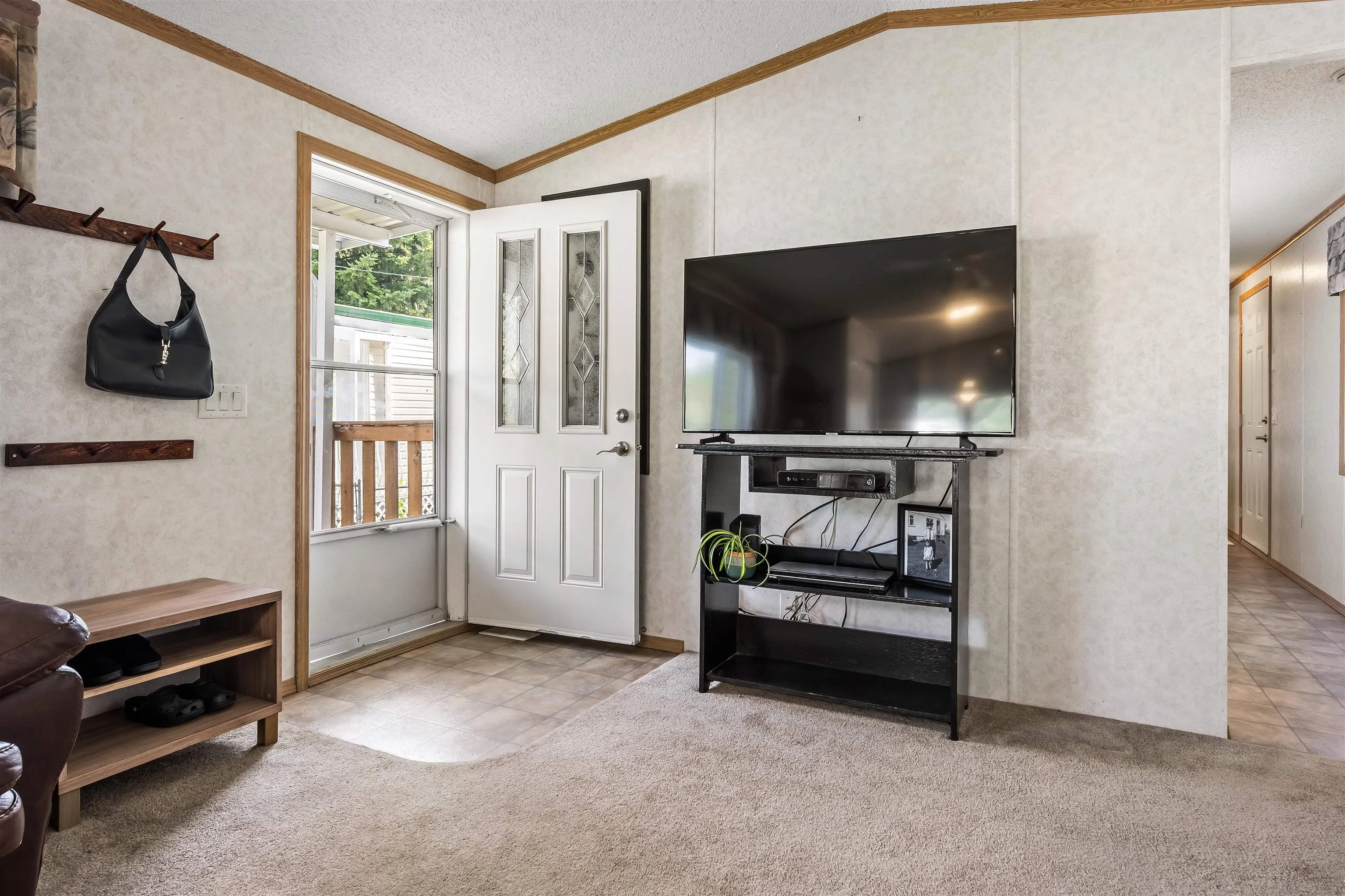 27 46484 Chilliwack Lake Road