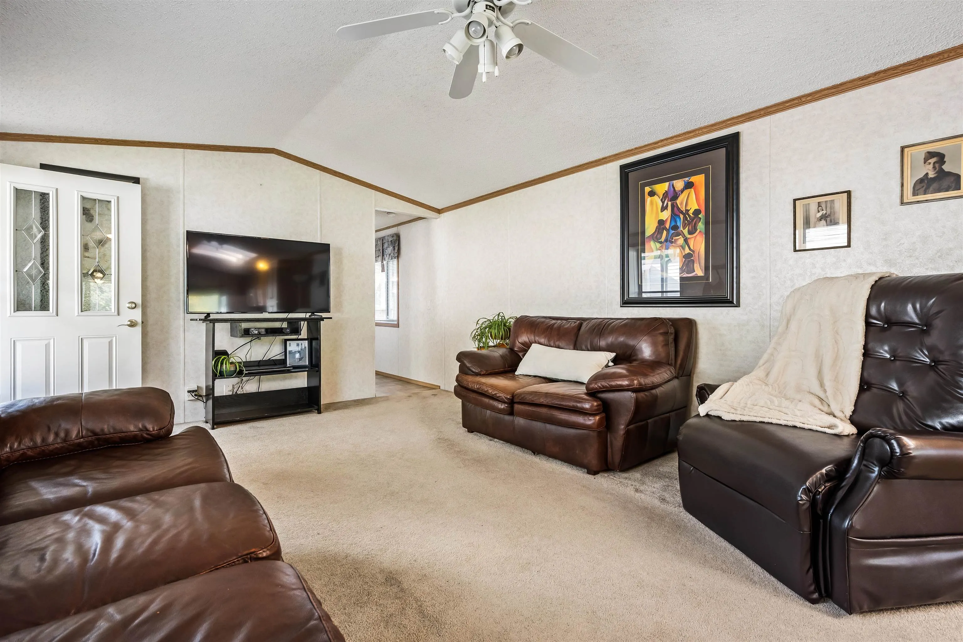 27 46484 Chilliwack Lake Road