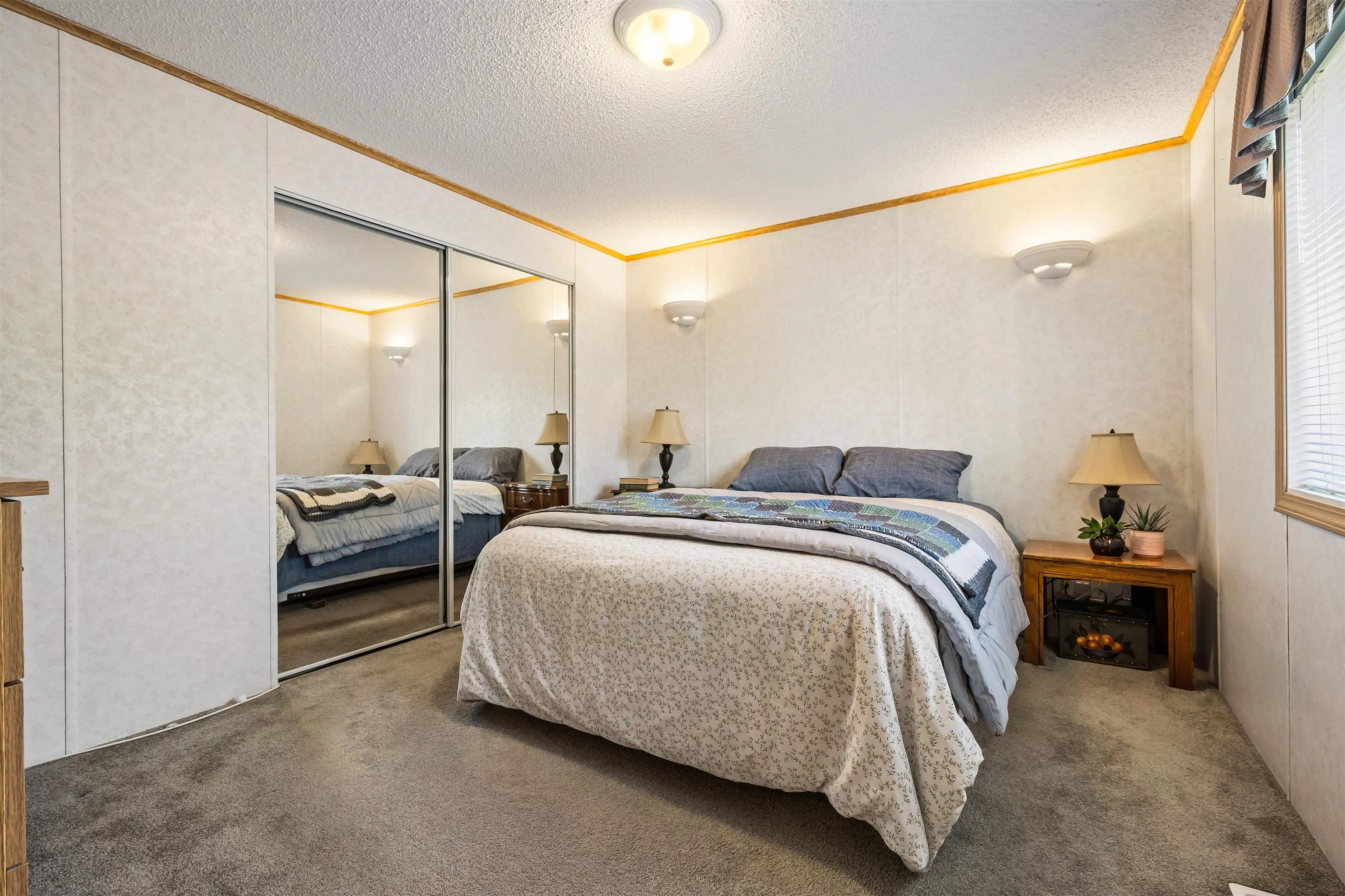 27 46484 Chilliwack Lake Road