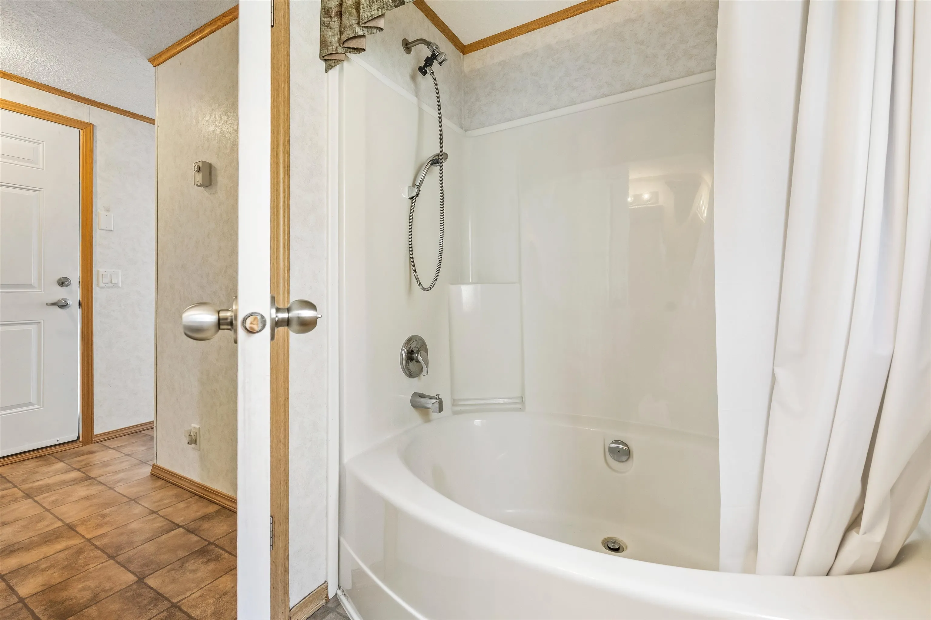 27 46484 Chilliwack Lake Road