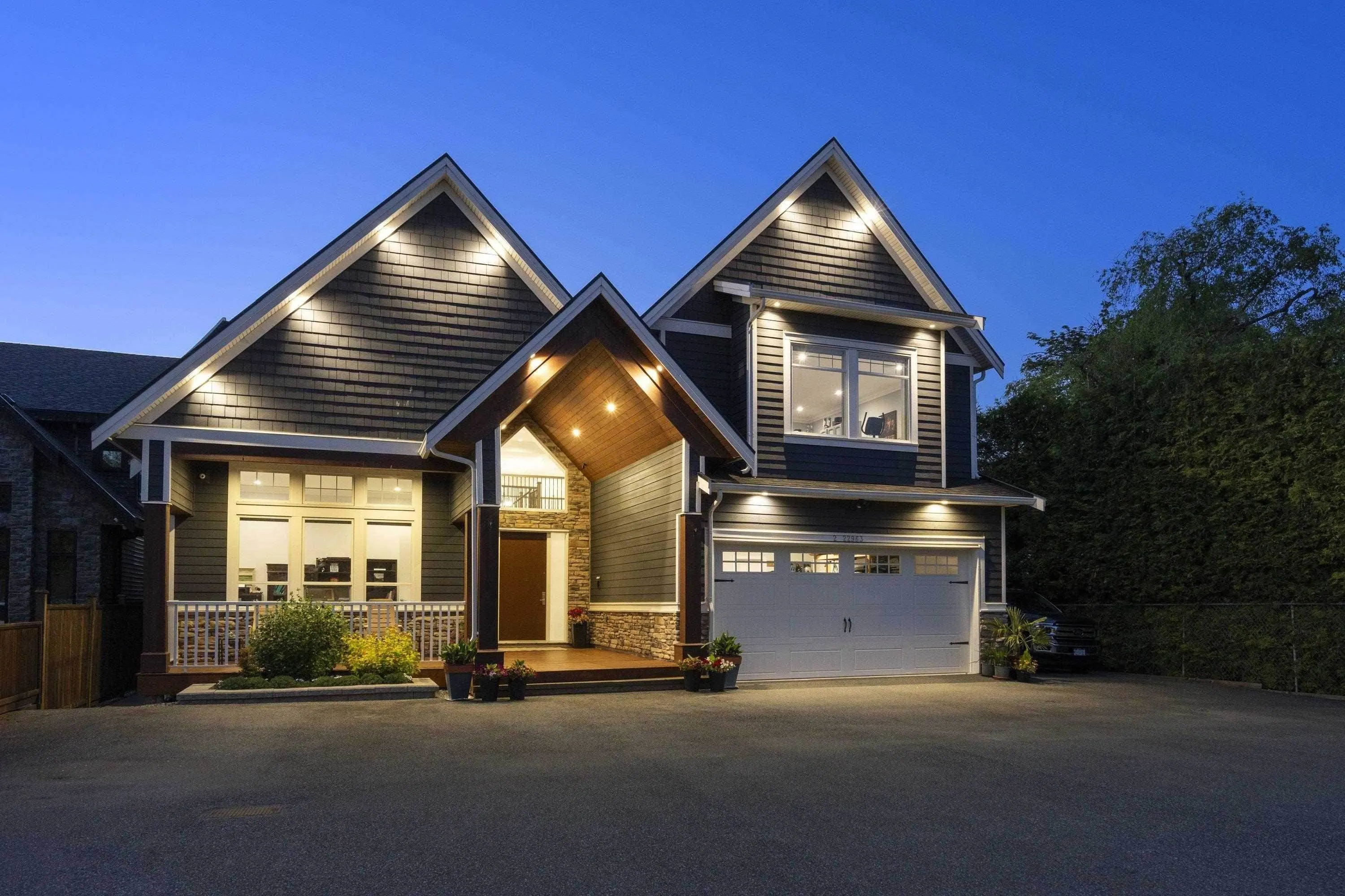 2 22963 Fraser Highway