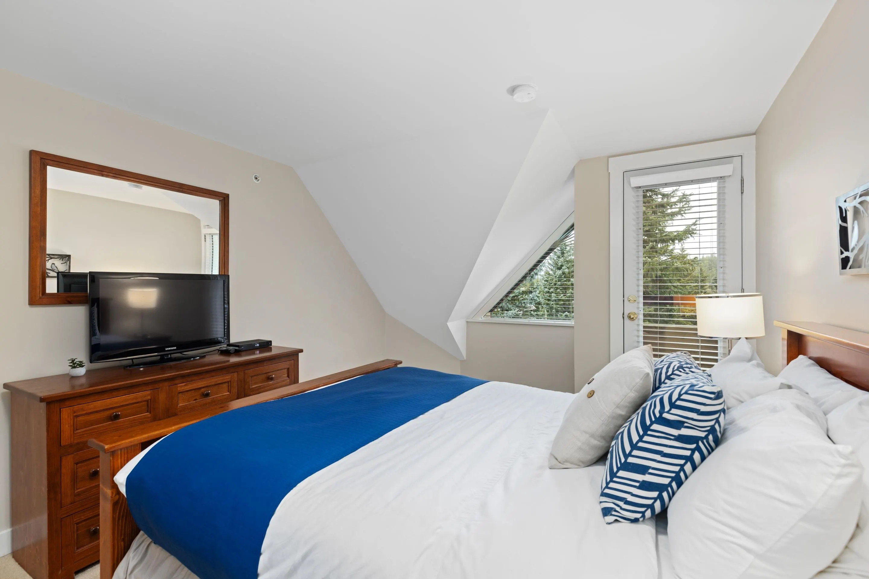 25 4637 Blackcomb Way
