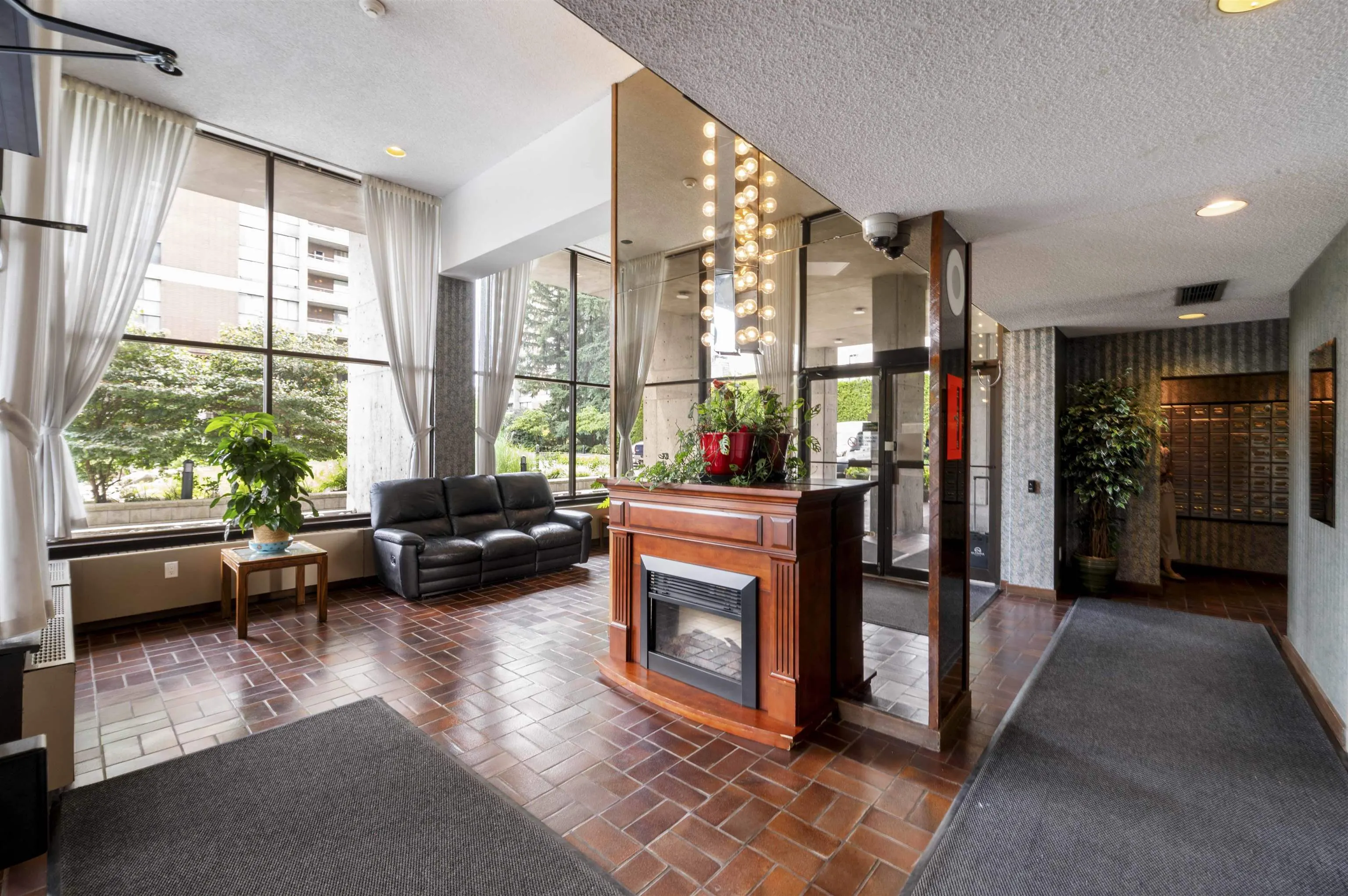 1105 3737 Bartlett Court
