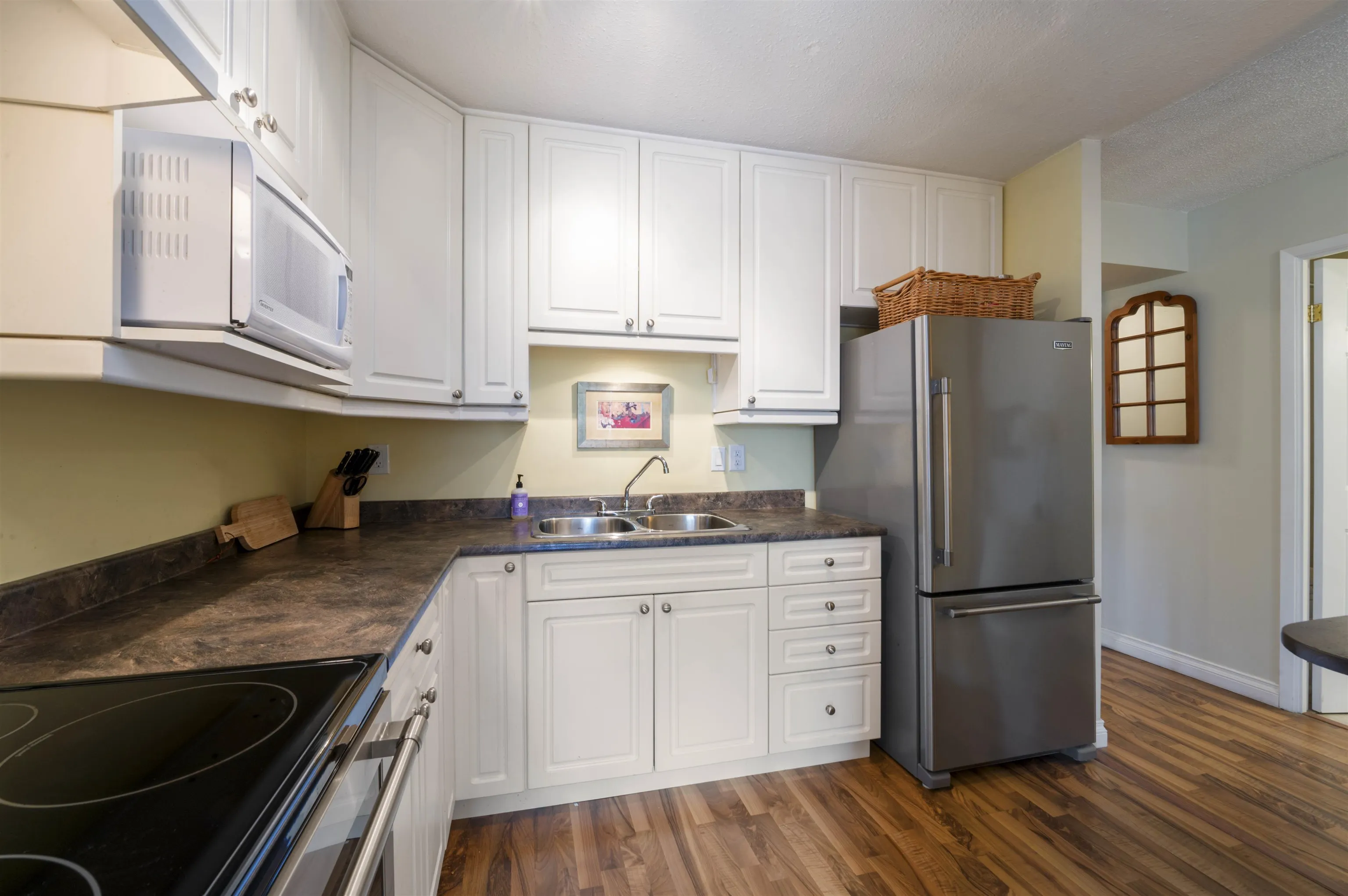1105 3737 Bartlett Court