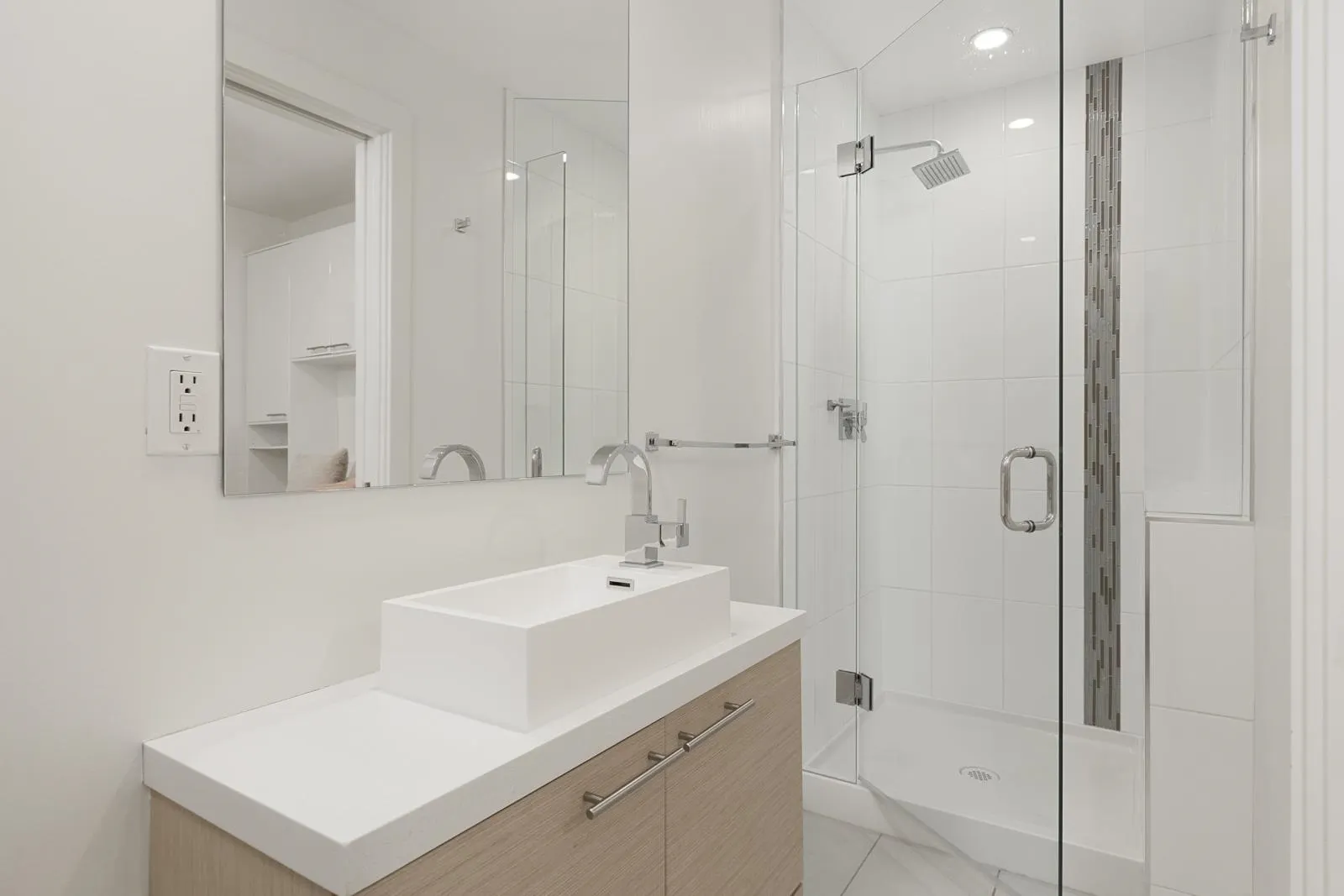 3195 St. George Street