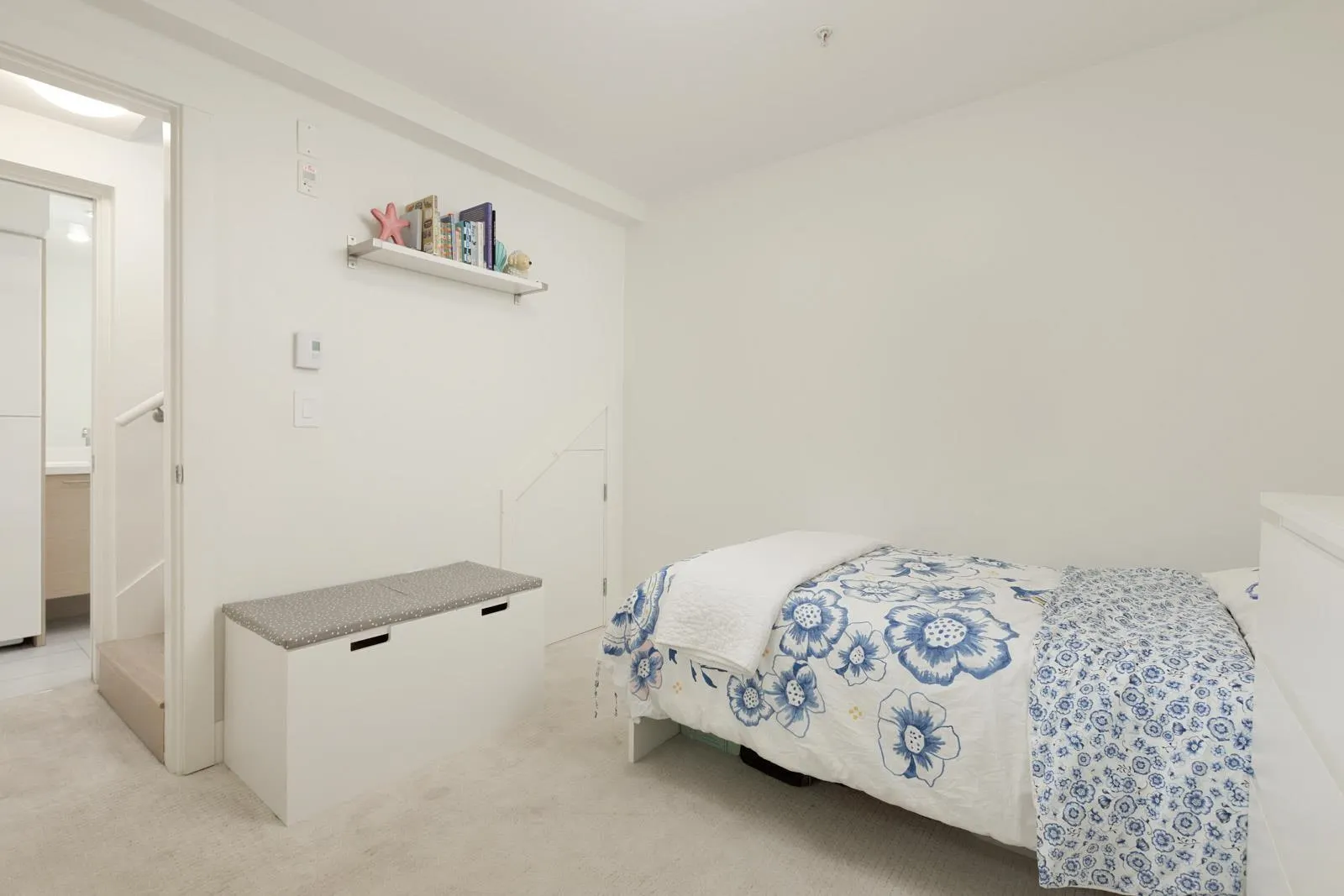 3195 St. George Street