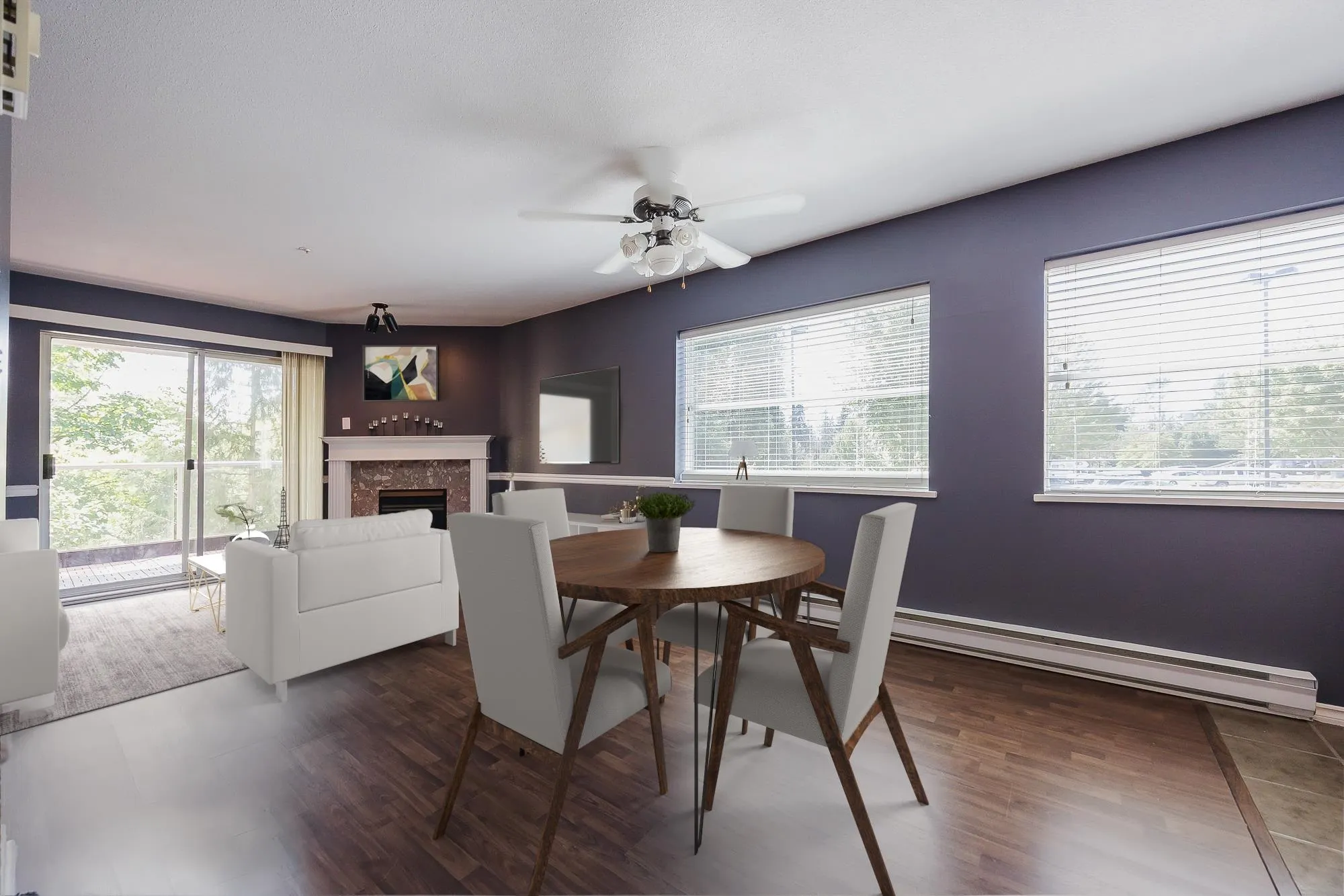 201 22722 Lougheed Highway