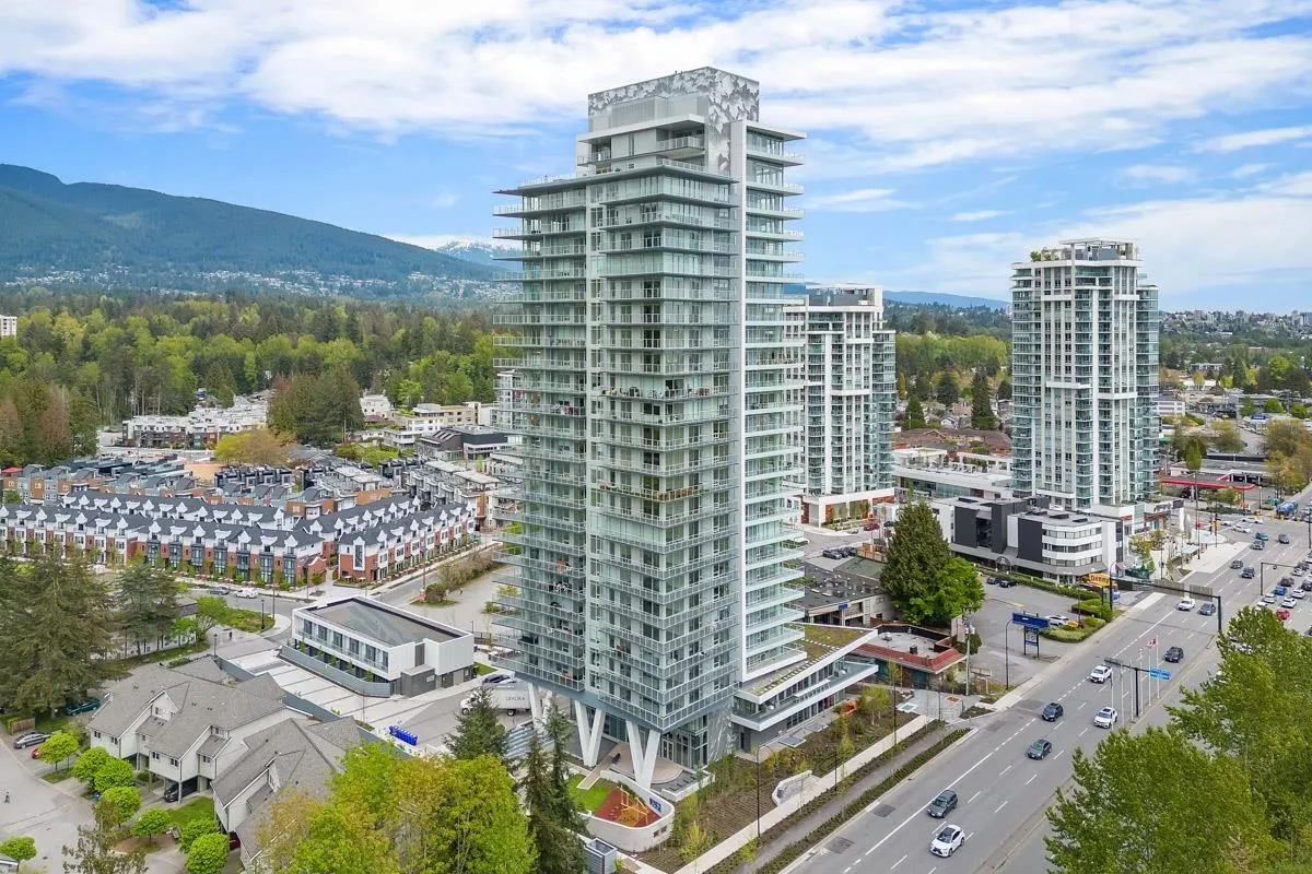 2201 200 Klahanie Court