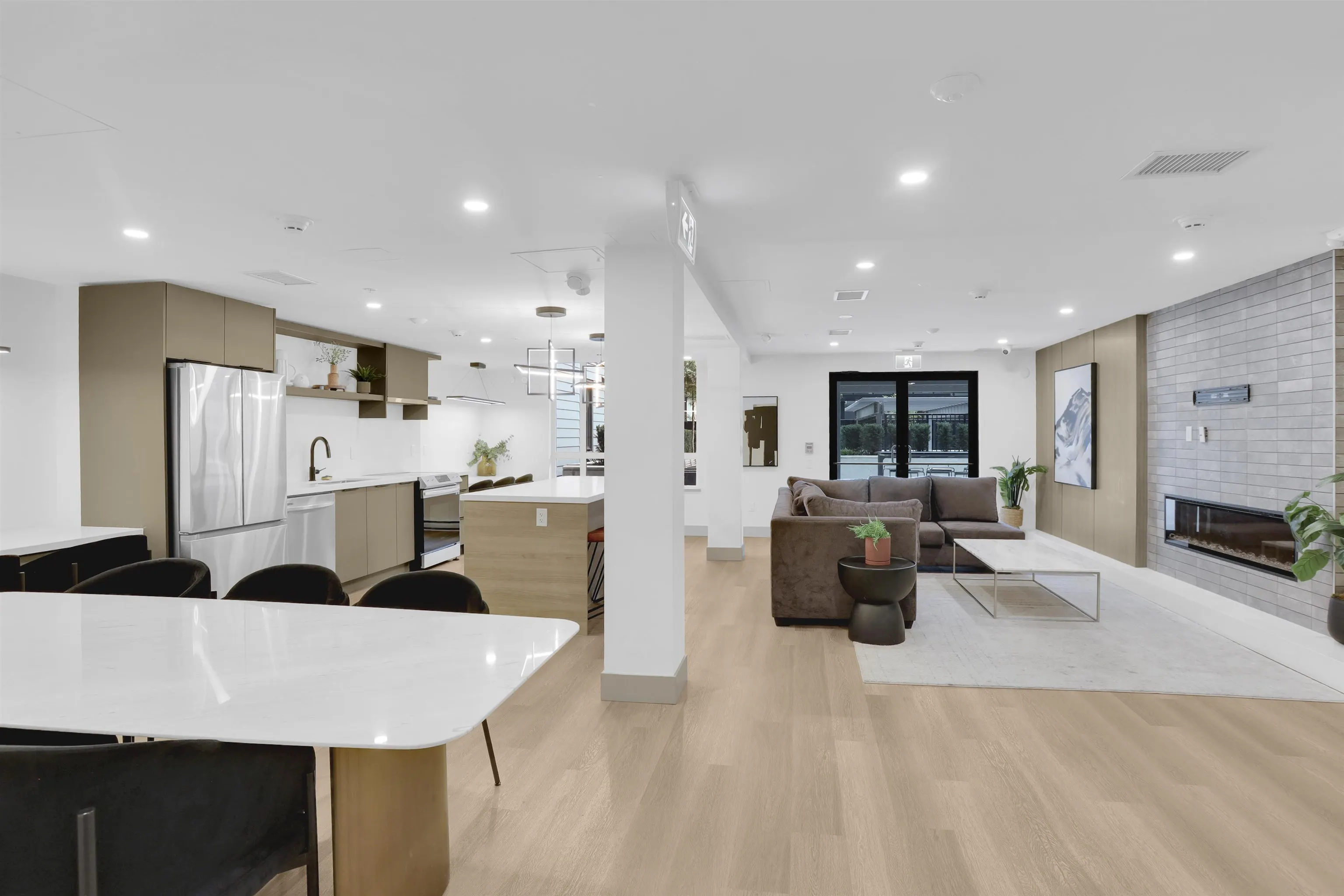 611 10778 138 Street