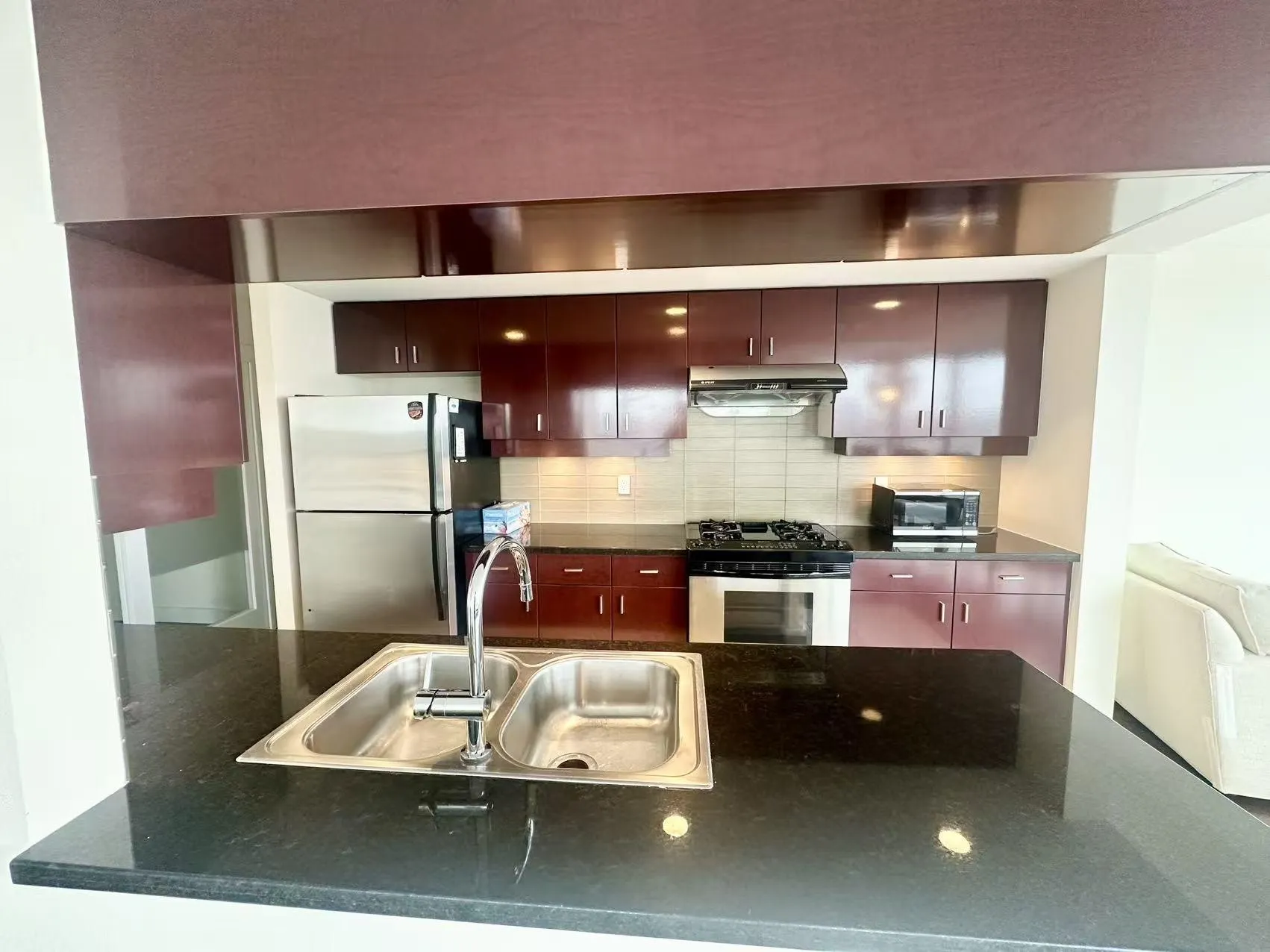 2806 1033 Marinaside Crescent