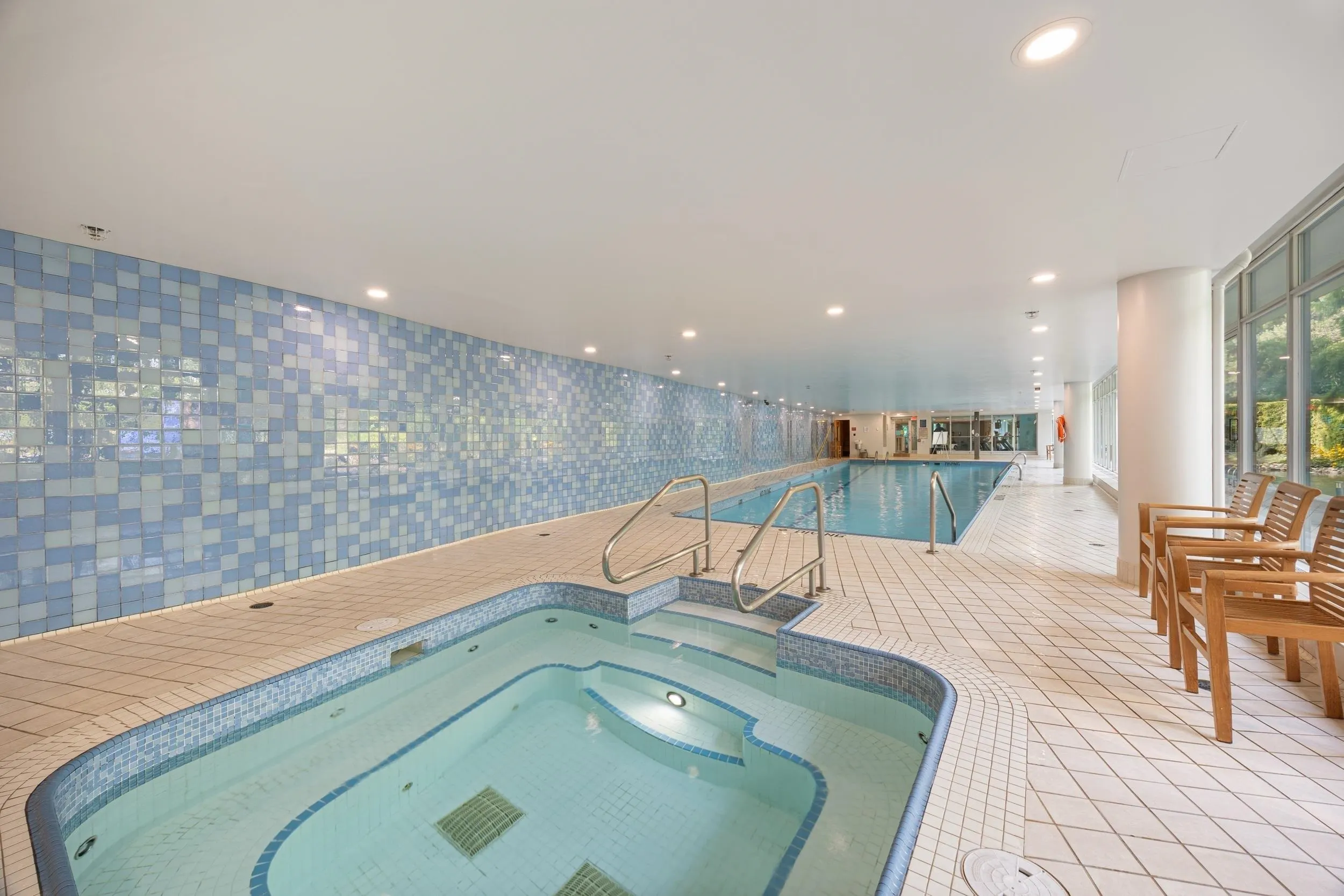 2806 1033 Marinaside Crescent