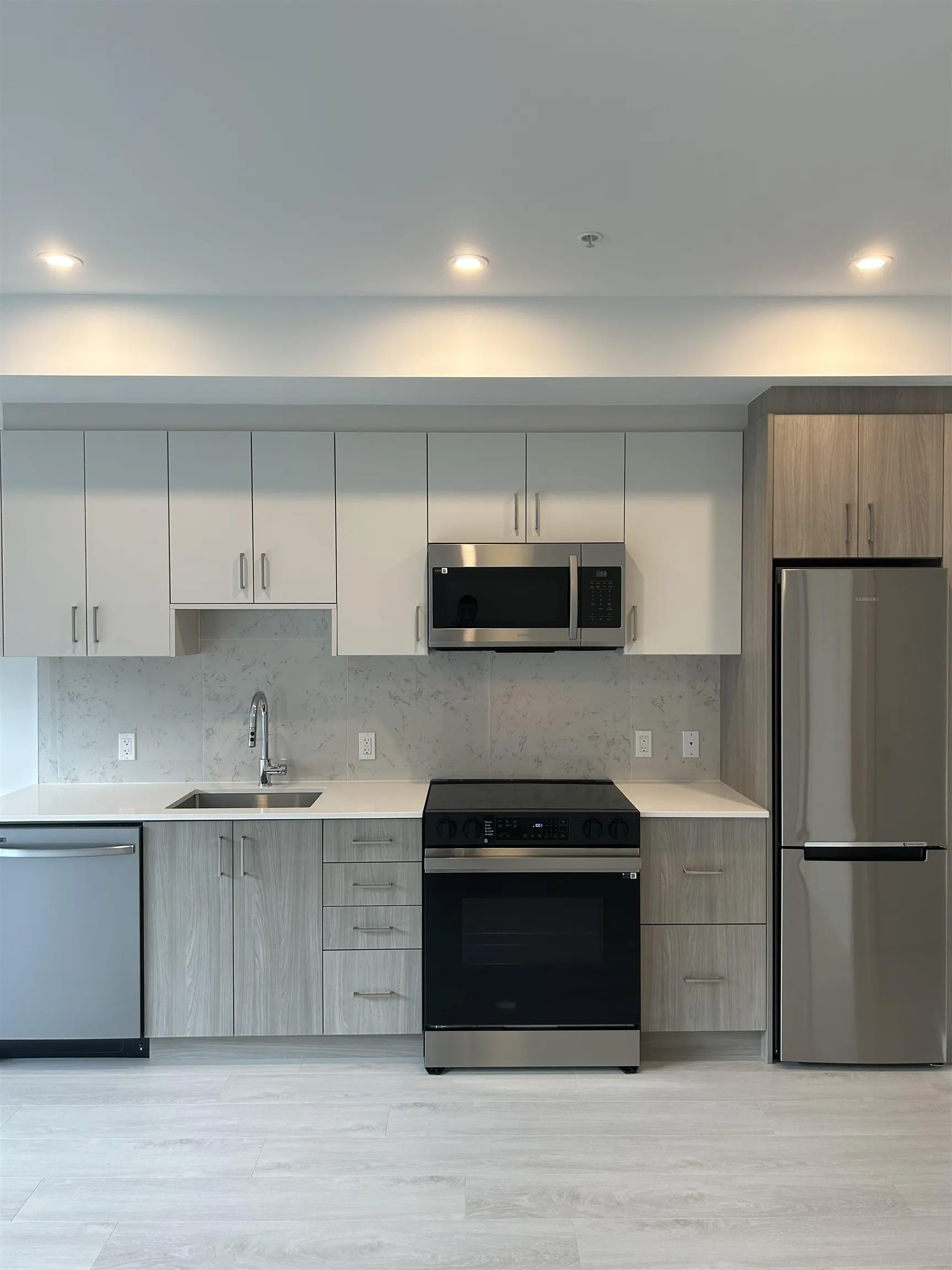 E20X 13858 108 Avenue