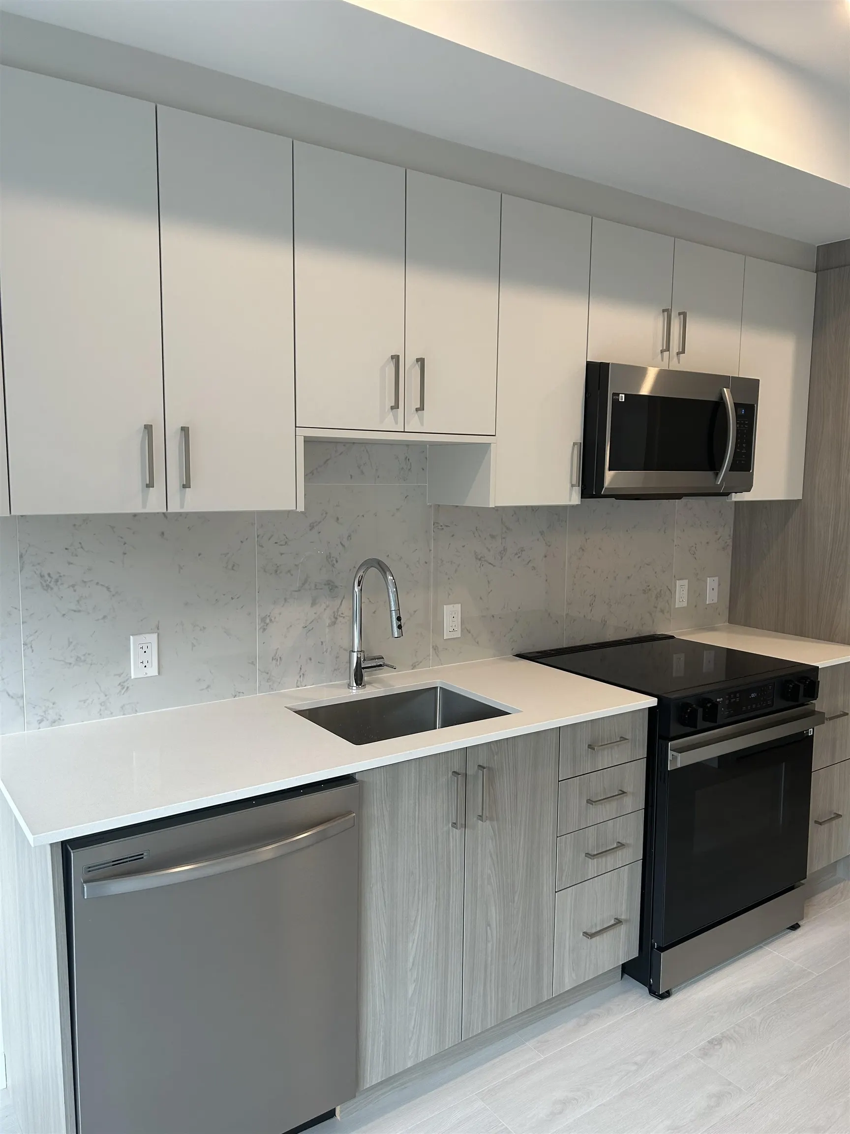 E20X 13858 108 Avenue