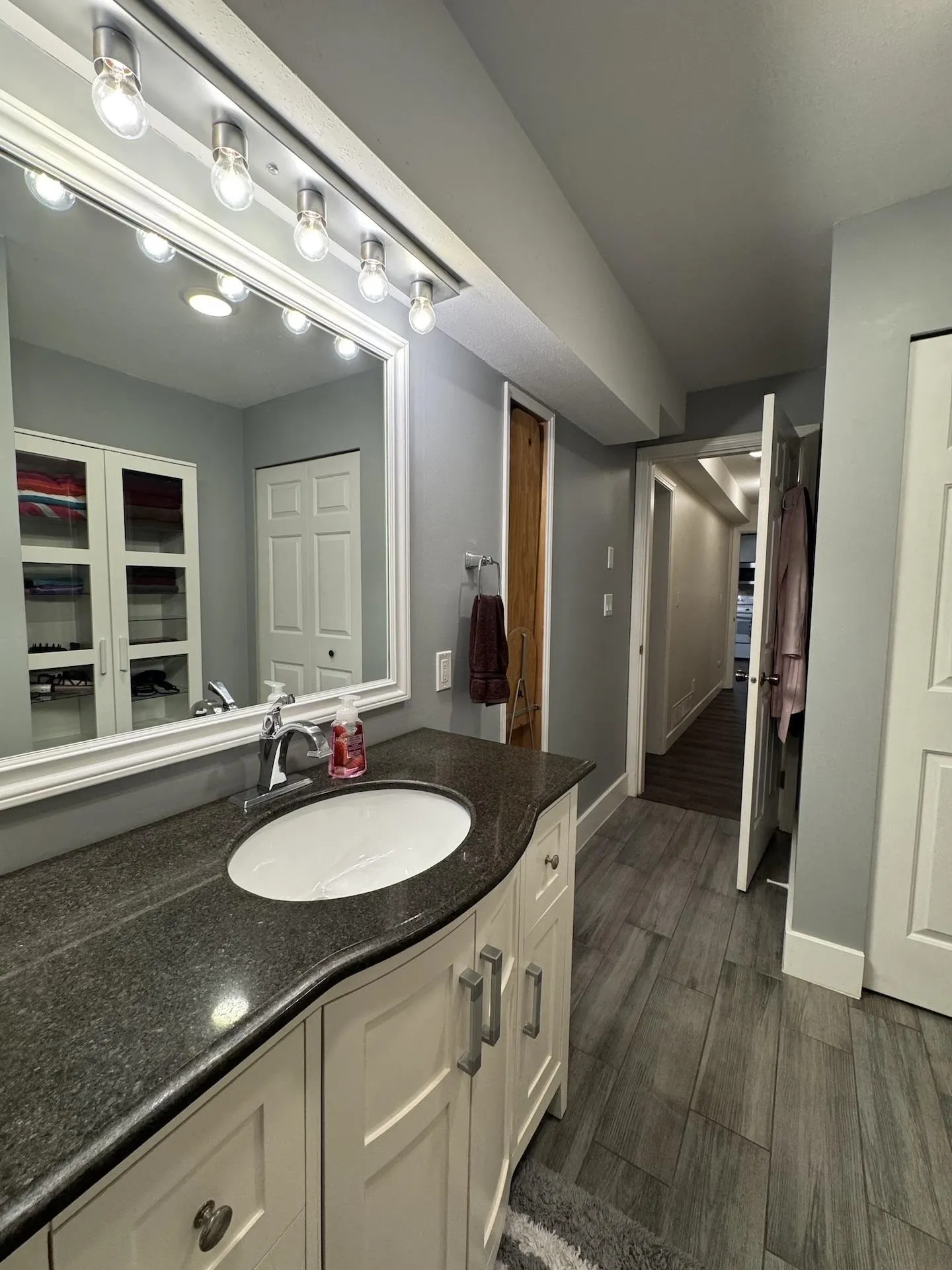 Basement 20454 91a Avenue