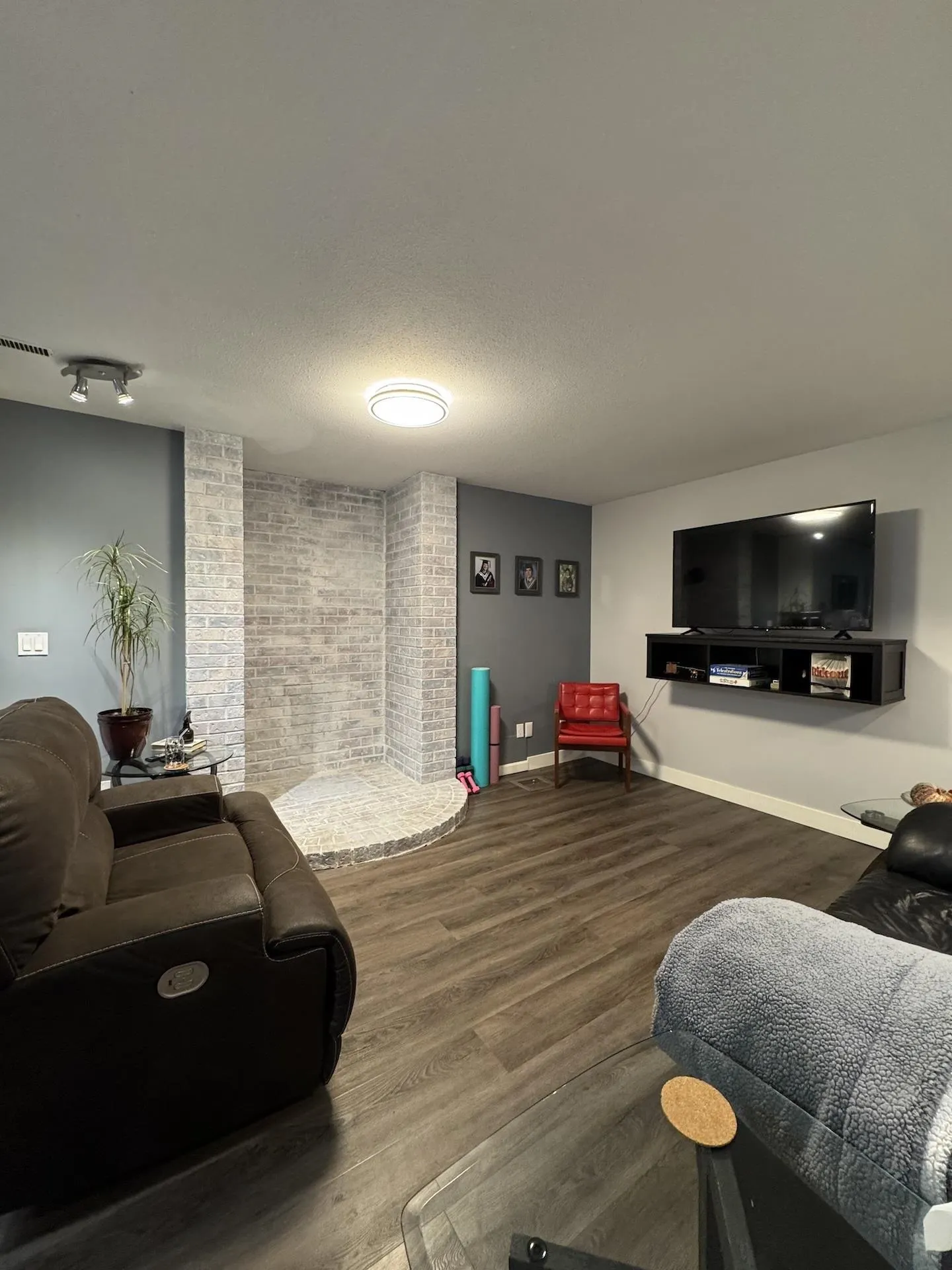 Basement 20454 91a Avenue