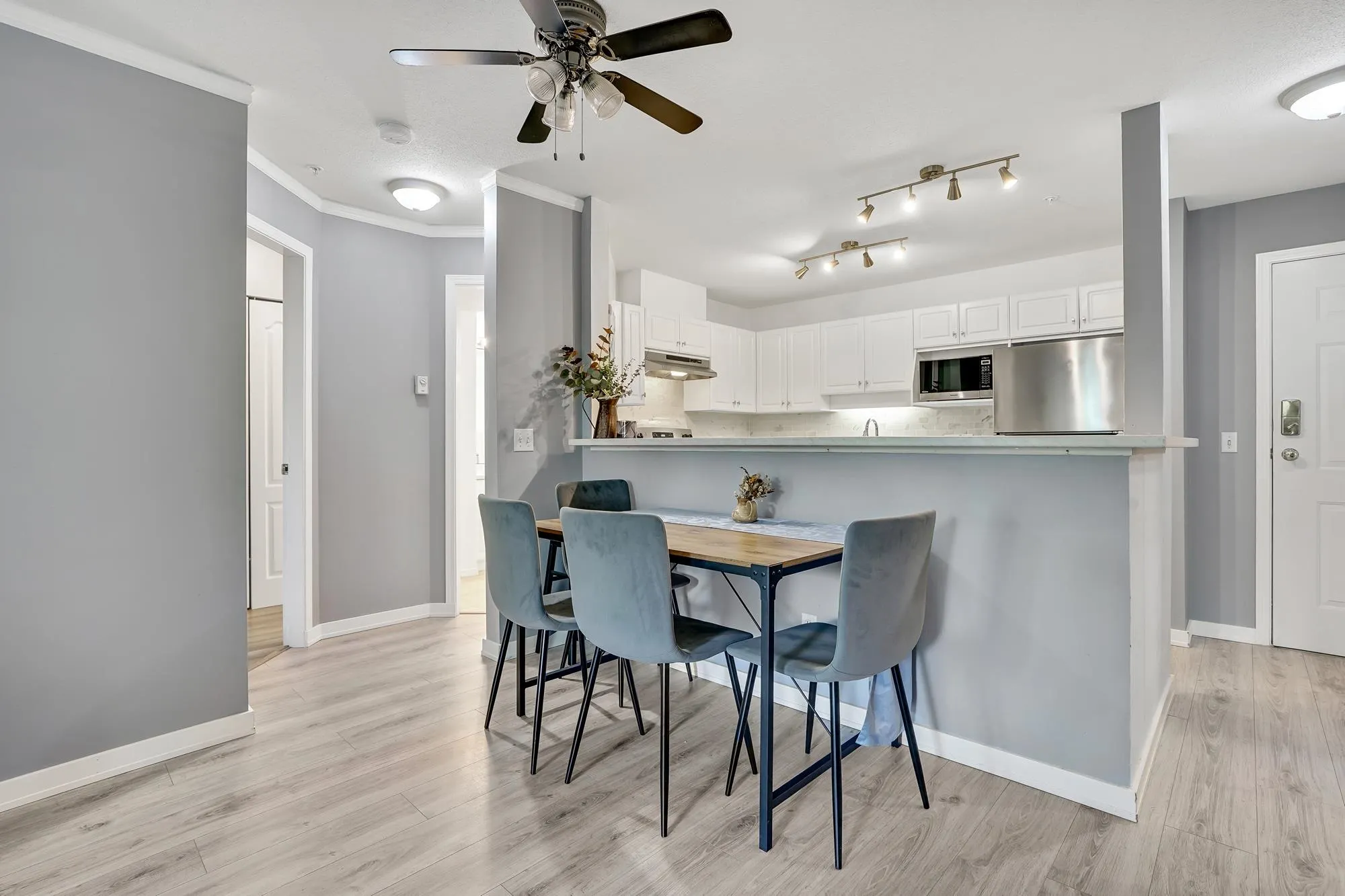 210 33738 King Road