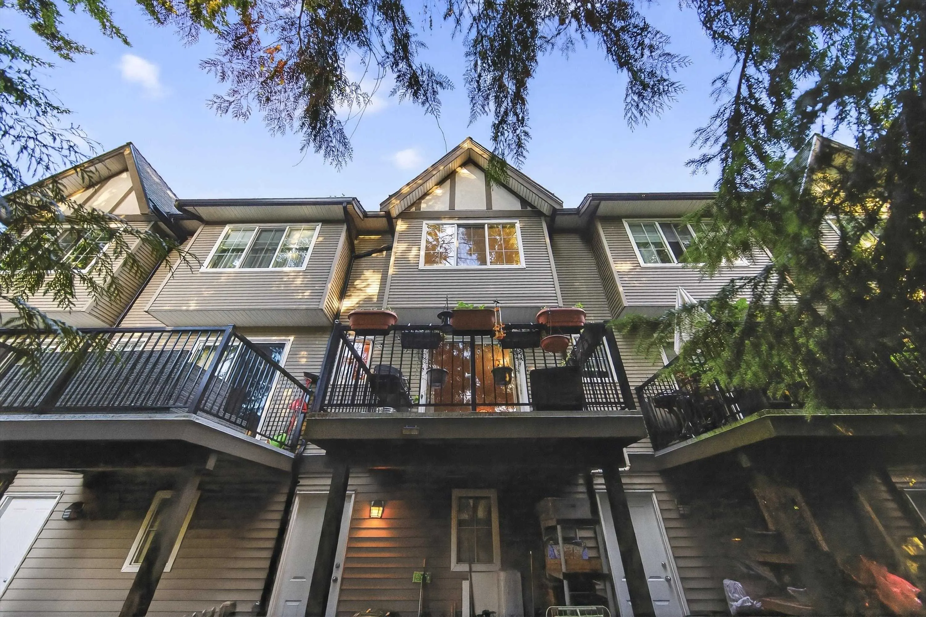 67 12778 66 Avenue