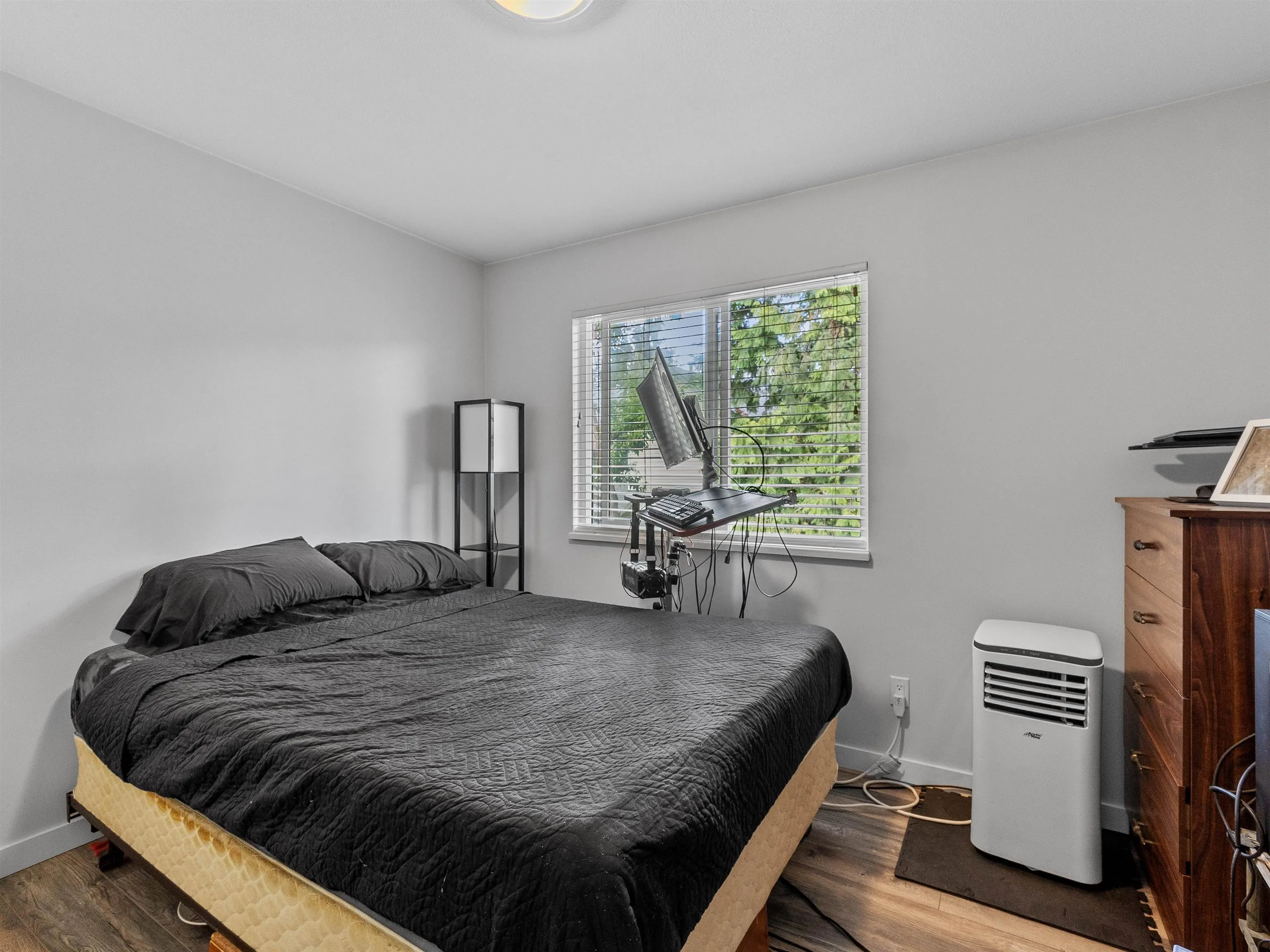 7 3440 Coast Meridian Road