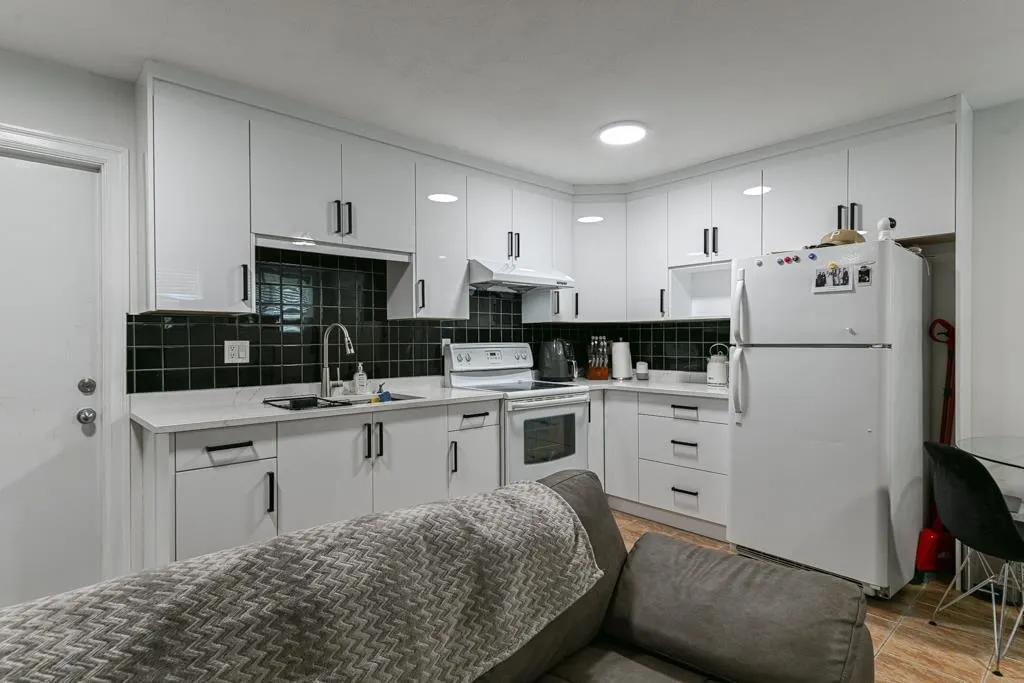 31496 Cougar Court