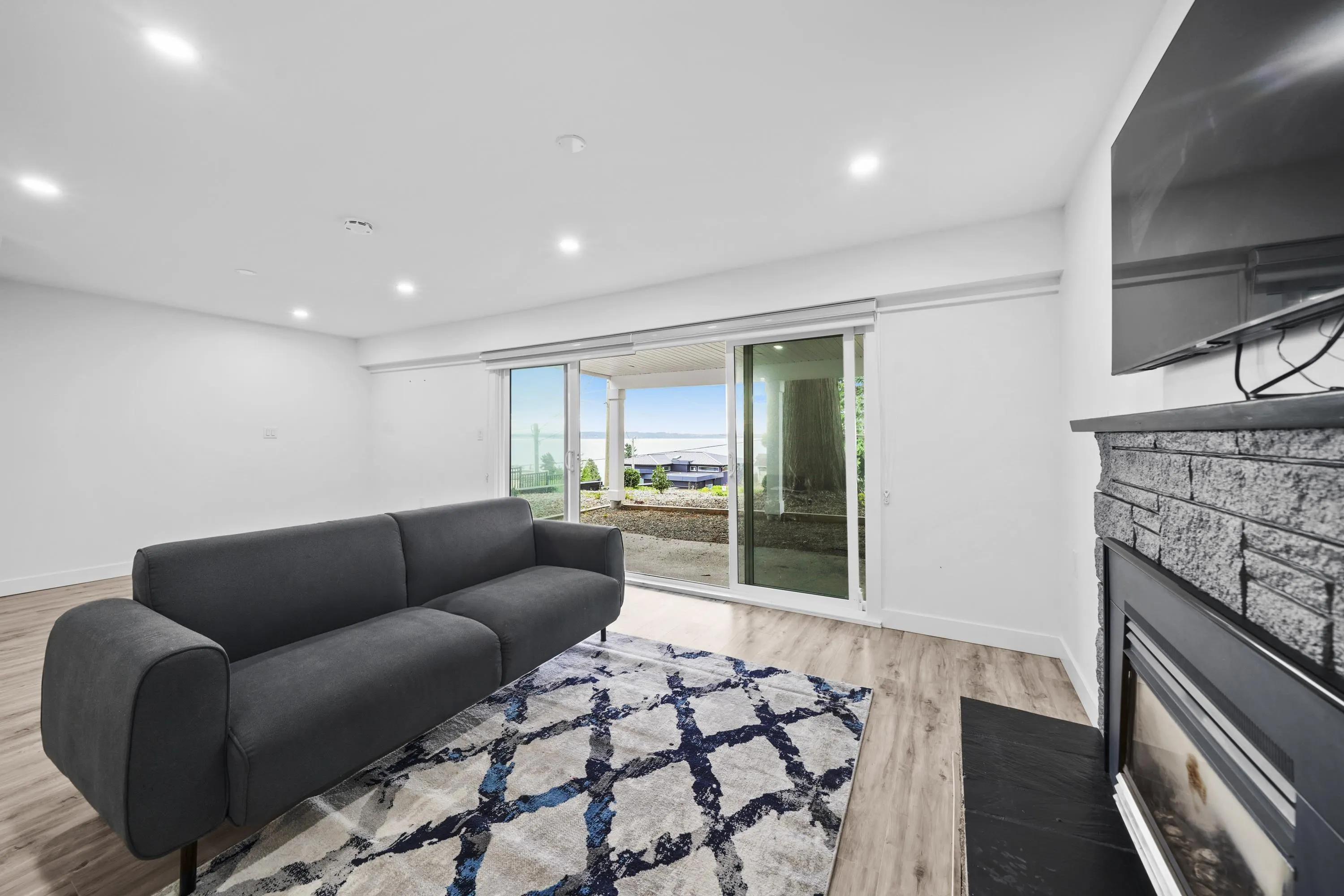 13179 Marine Drive