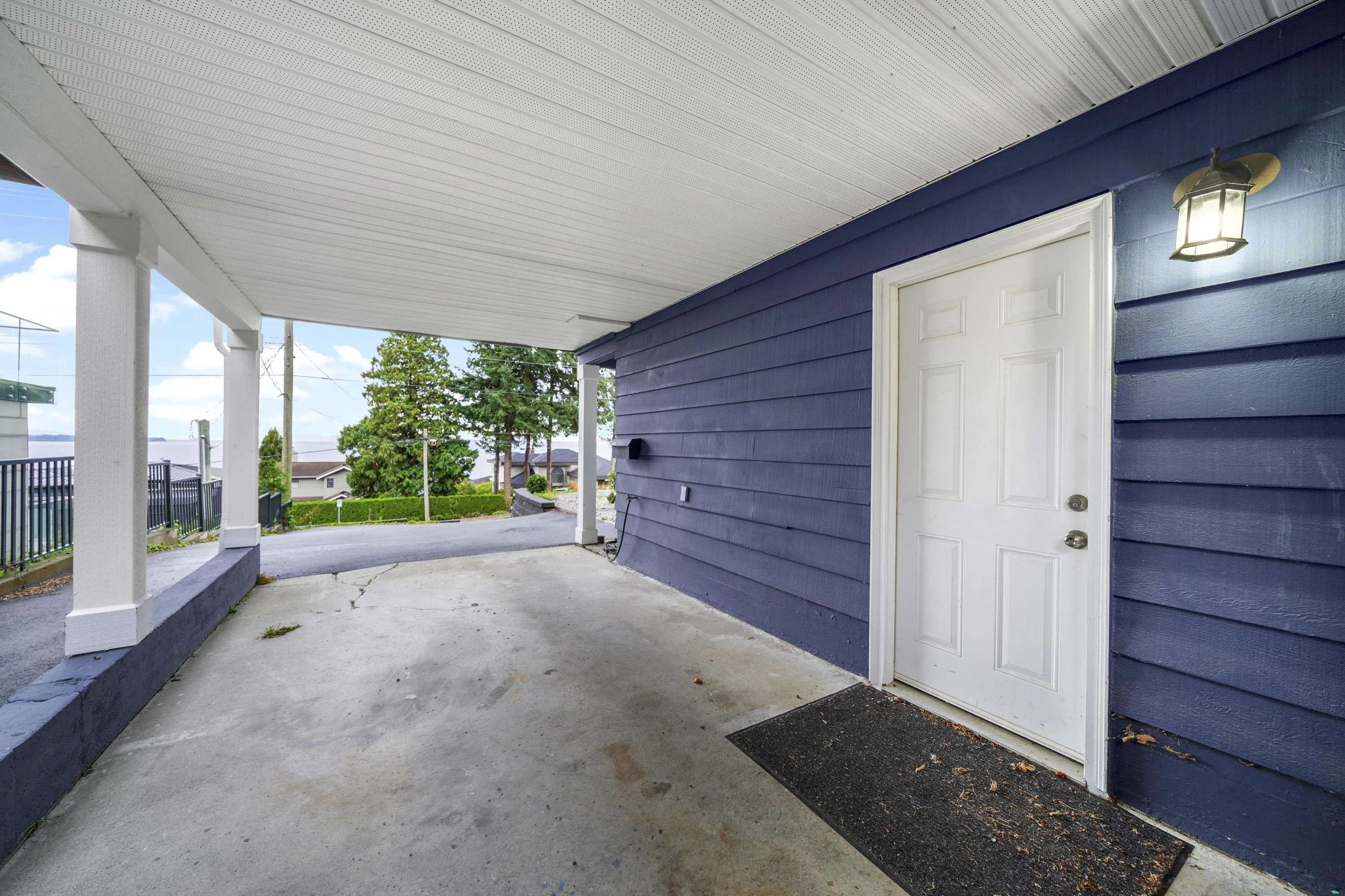 13179 Marine Drive