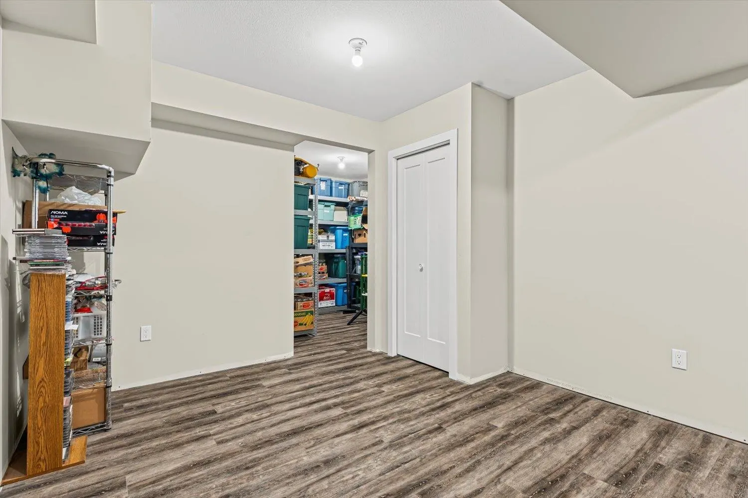 38 46110 Thomas Road