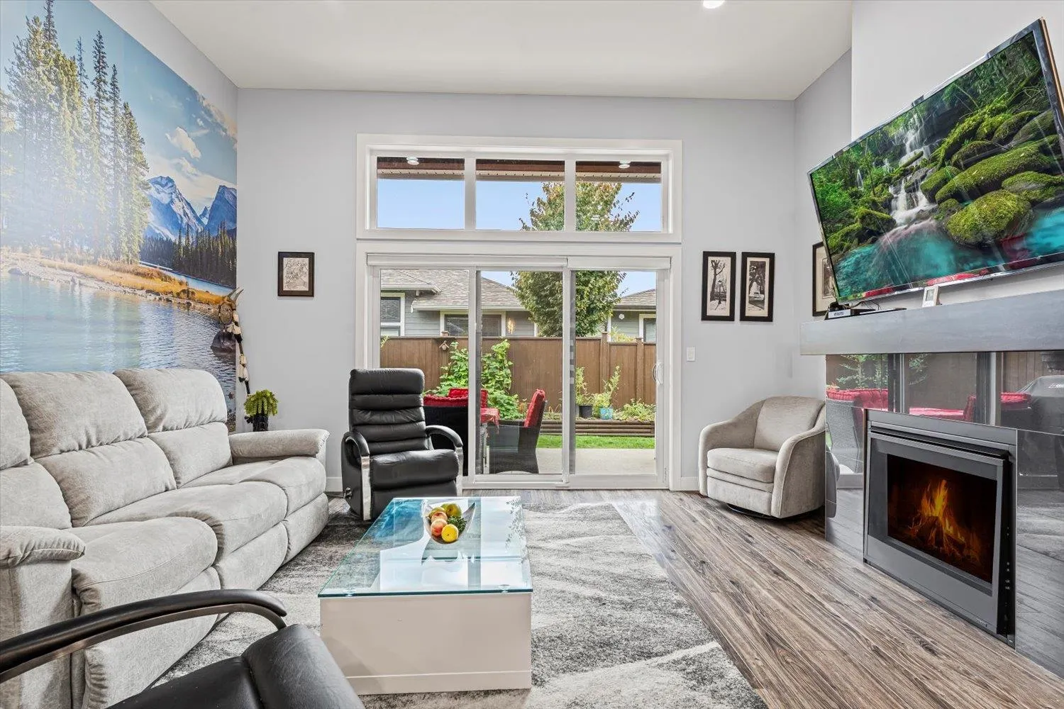 38 46110 Thomas Road