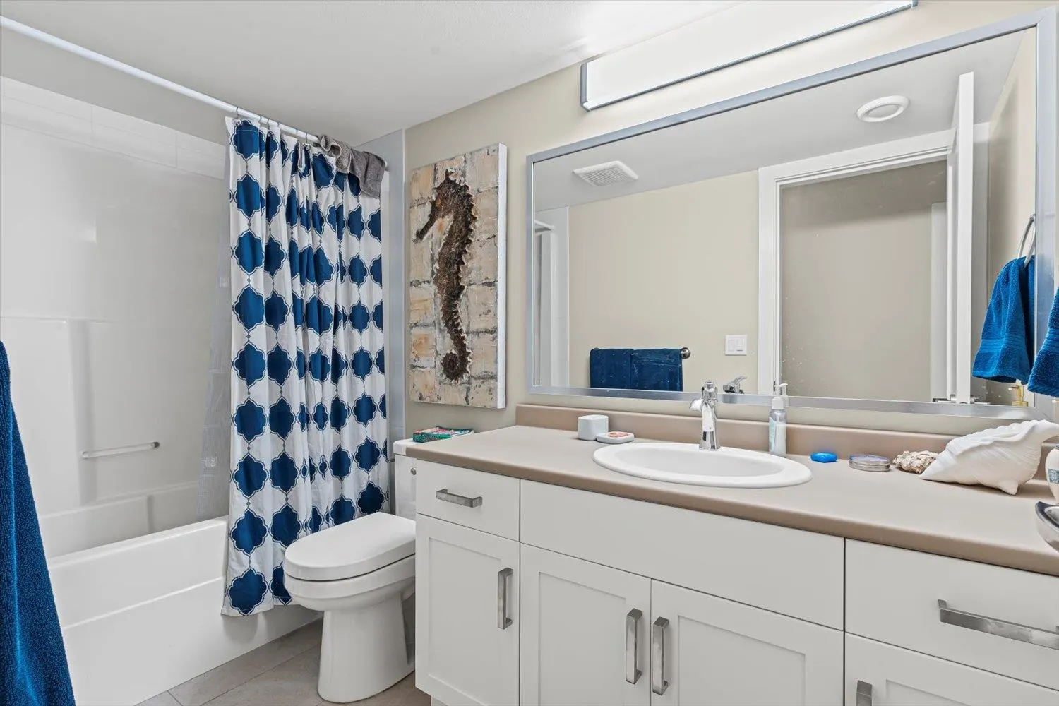 38 46110 Thomas Road