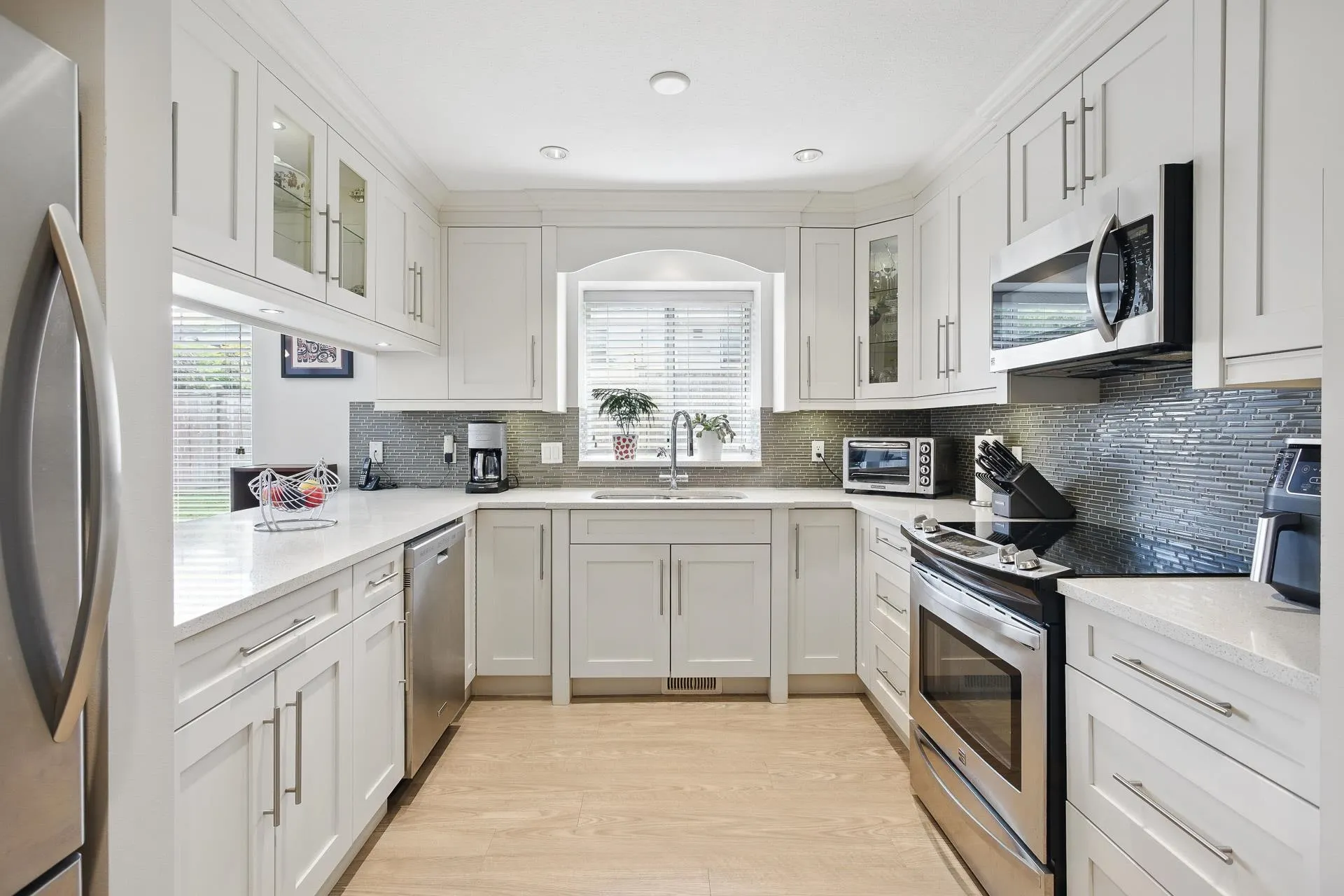 11441 Surrey Road